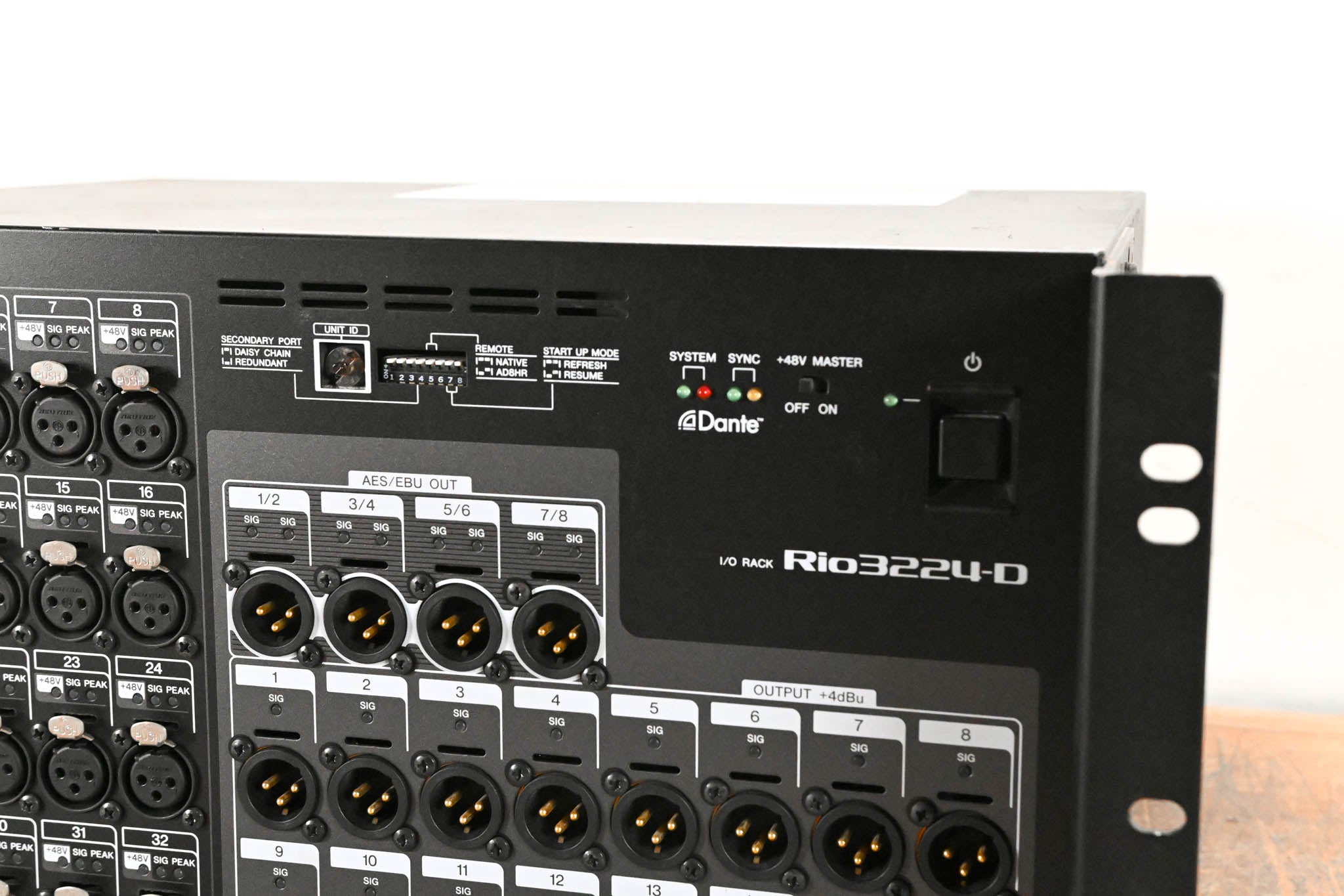 Yamaha Rio3224-D Rio Series 32x16 Remote Stage Box