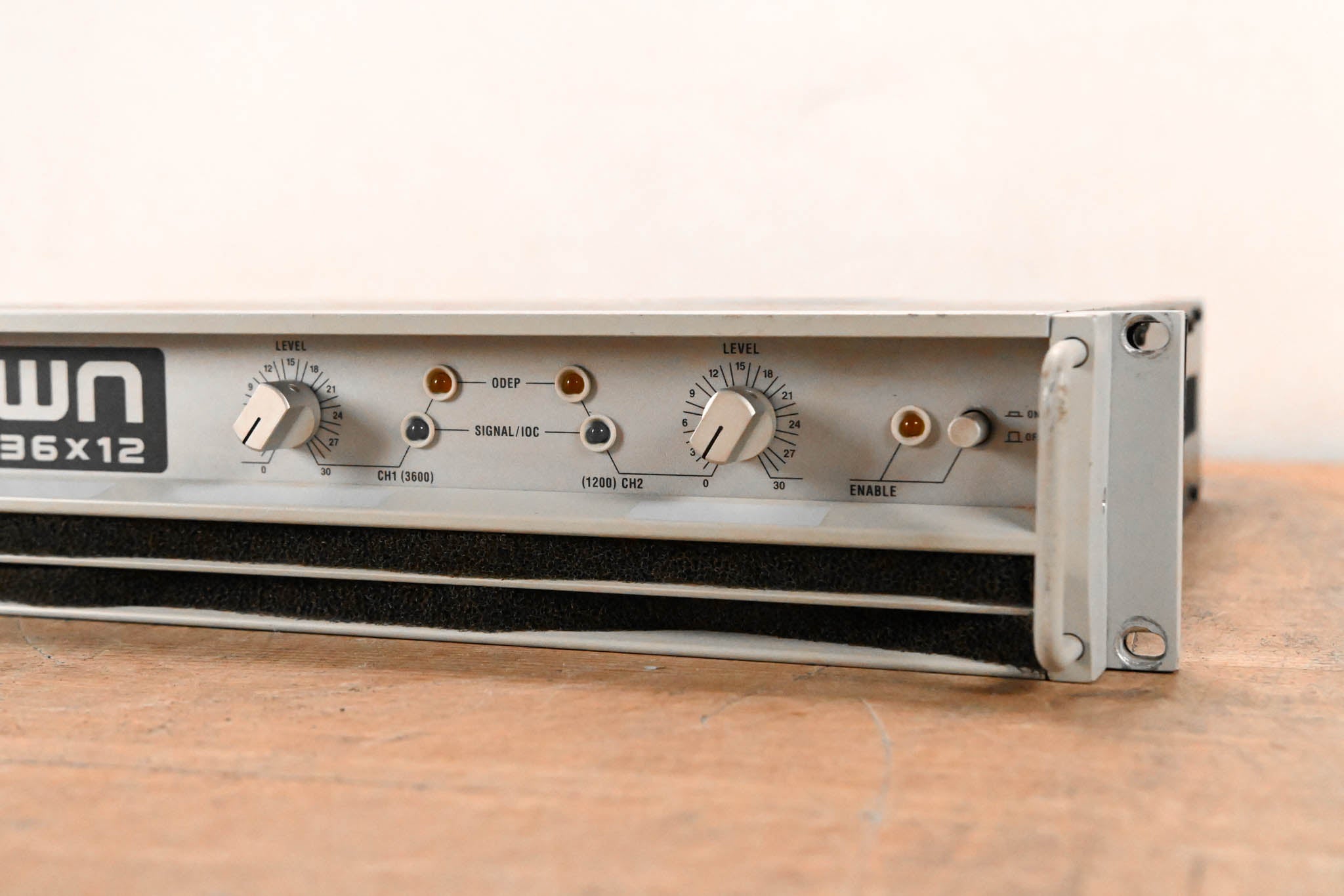 Crown Macro-Tech 36x12 2-Channel Power Amplifier