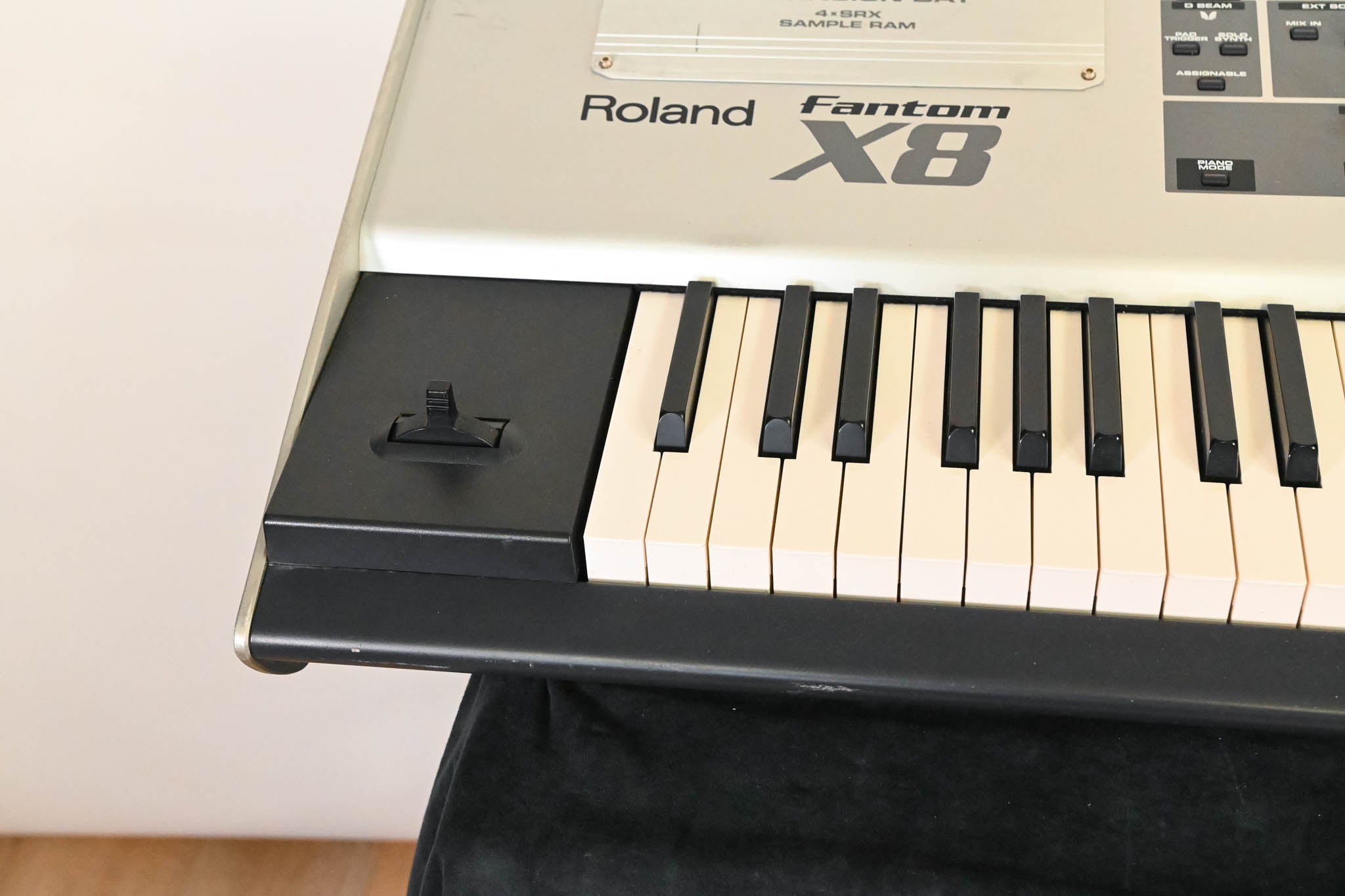 Roland Fantom-X8 88-Key Workstation Keyboard