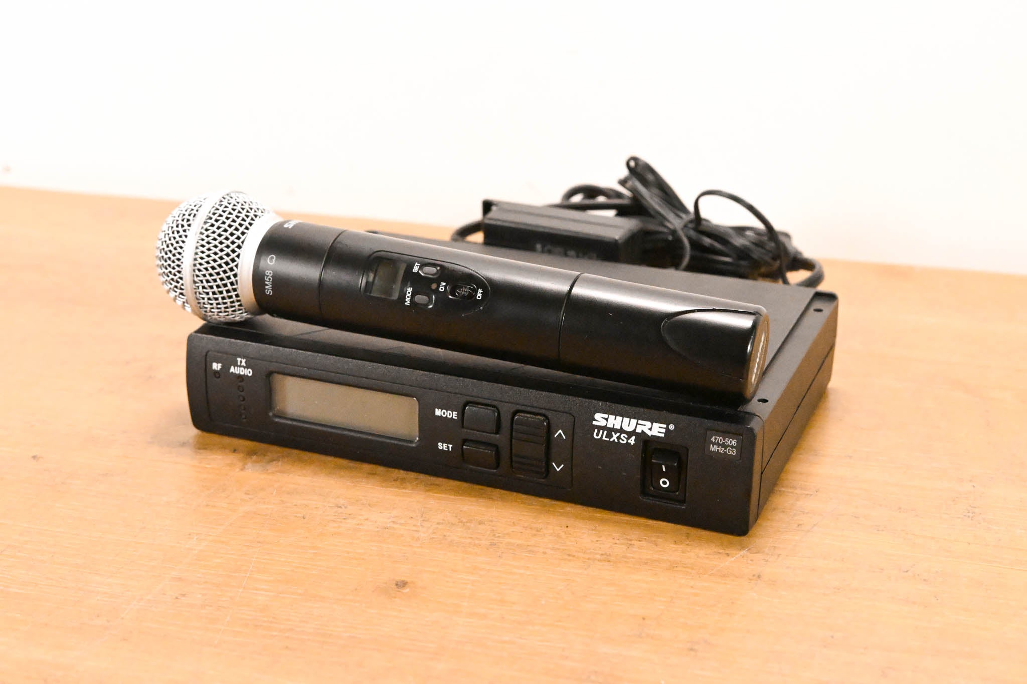 Shure ULXS24/58 Handheld Wireless System - G3 Band: 470-506 MHz