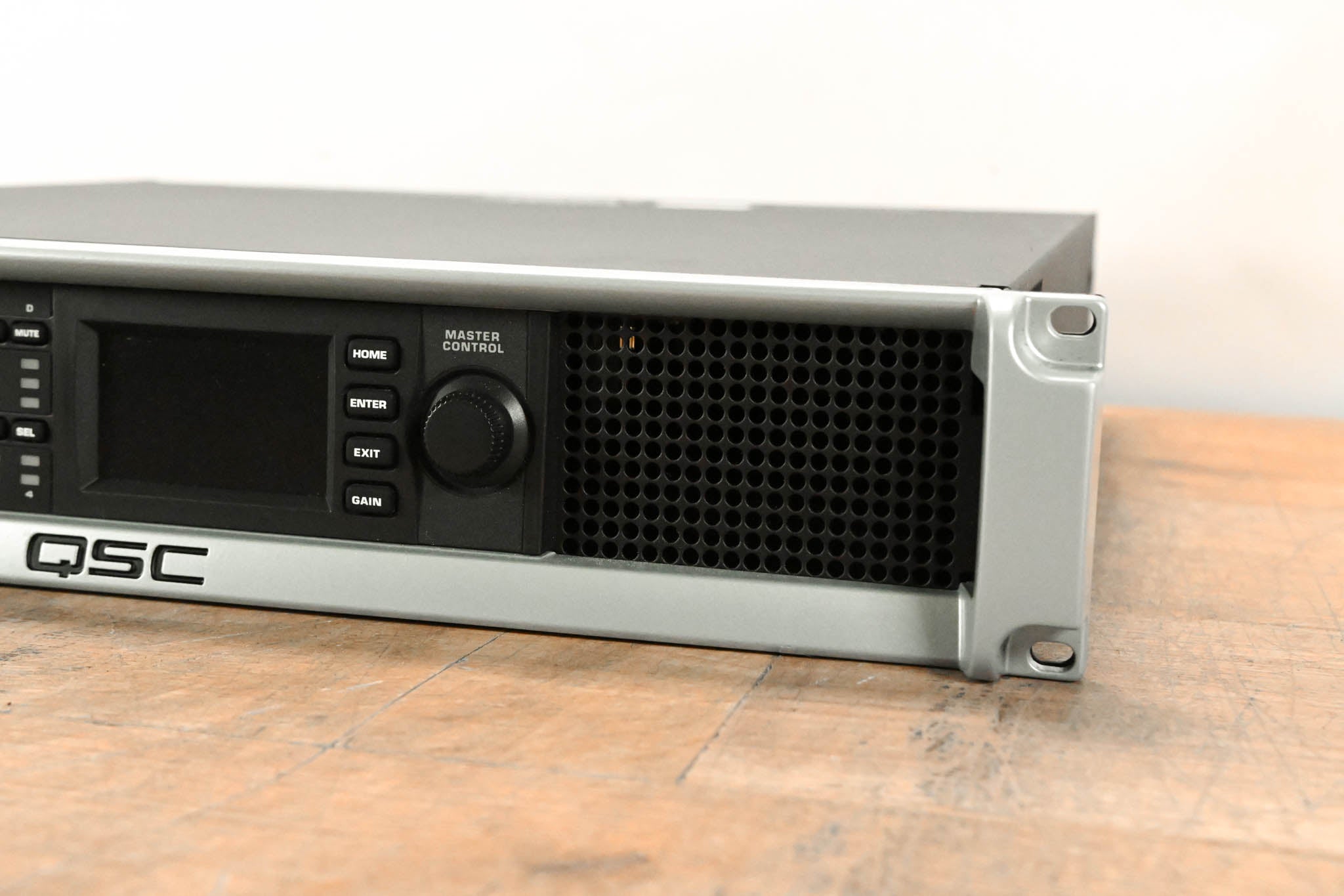 QSC PLD4.5 Four-Channel Power Amplifier with DSP