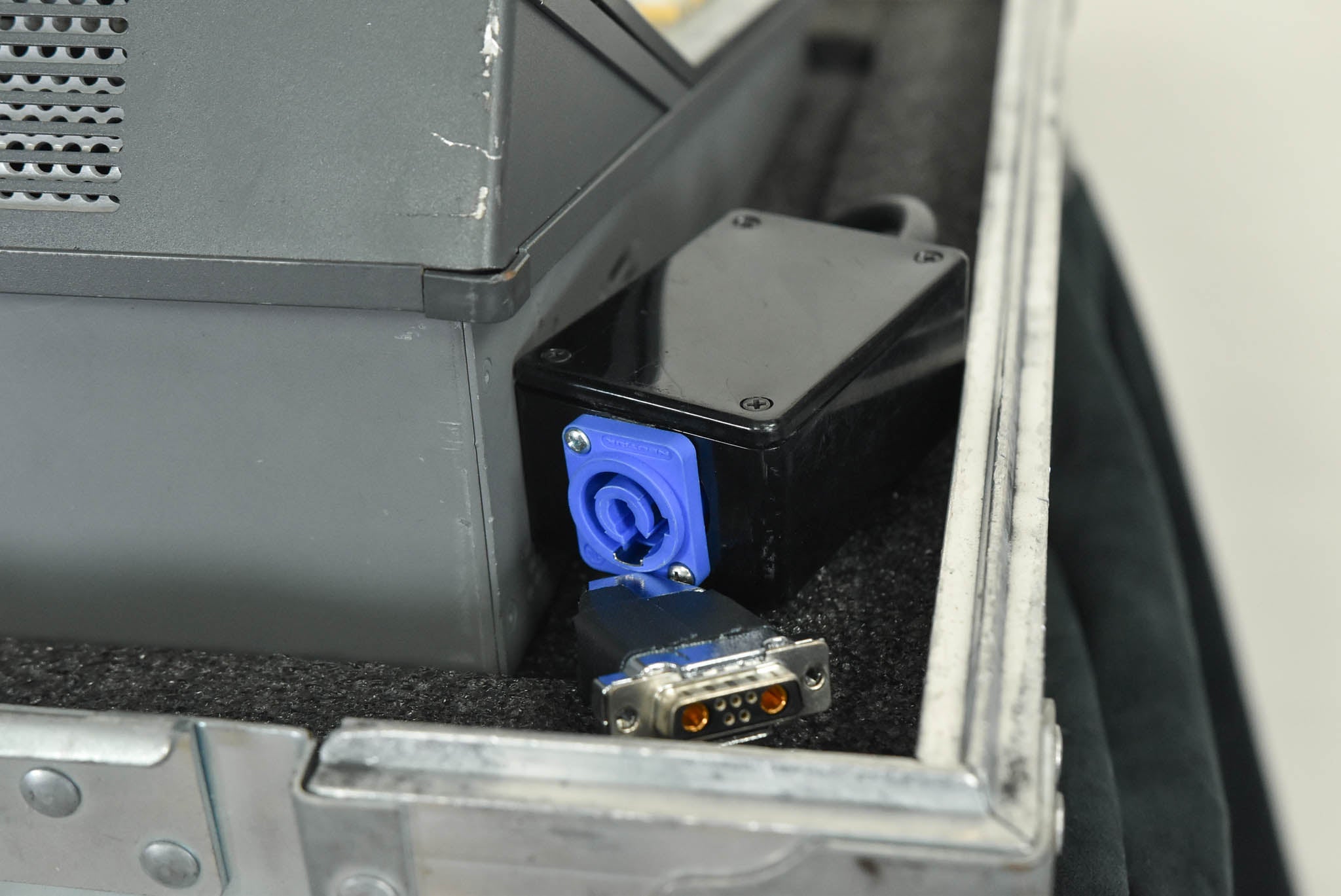 Grass Valley Kayak 2ME CP RC400 Control Panel with Case