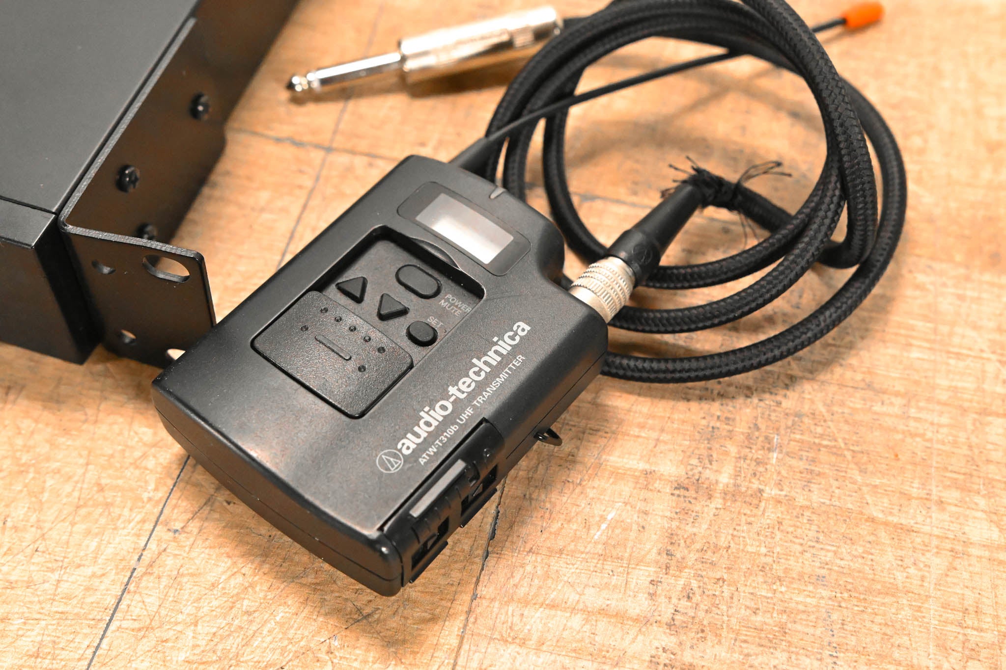 Audio-Technica ATW-R3100bl Receiver w/ Bodypack - 482-507 MHz (NO PSU)