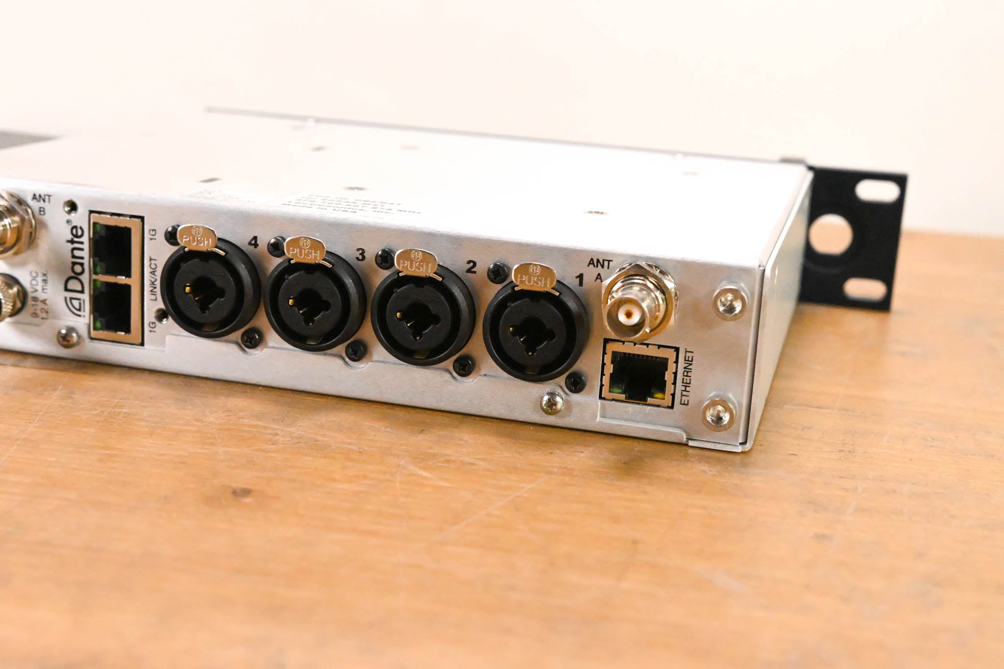Lectrosonics Duet M2T/M2Ra IEM/IFB System - 470-608 MHz