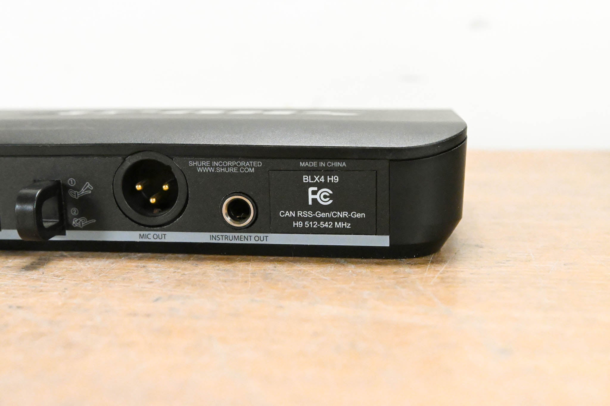 Shure BLX14 Bodypack Wireless System - H9 Band: 512-542 MHz (NO PSU)