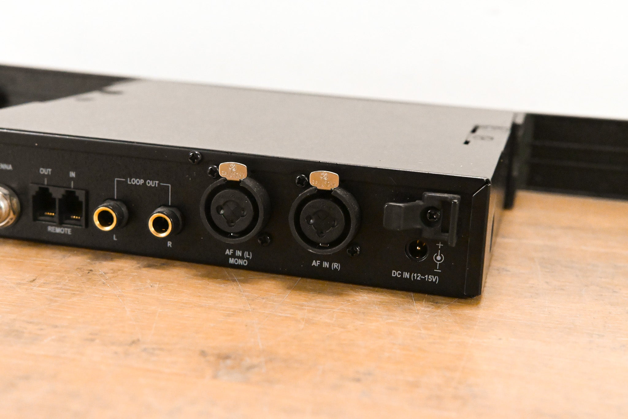 Mipro MI-909T/R Digital IEM System - 5E Range: 480-544 MHz (NO PSU)