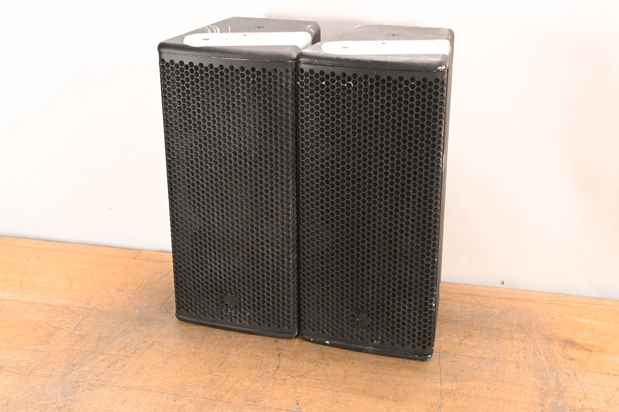 McCauley ID55 2-Way Passive Install Speakers 400W 8Ω (PAIR)