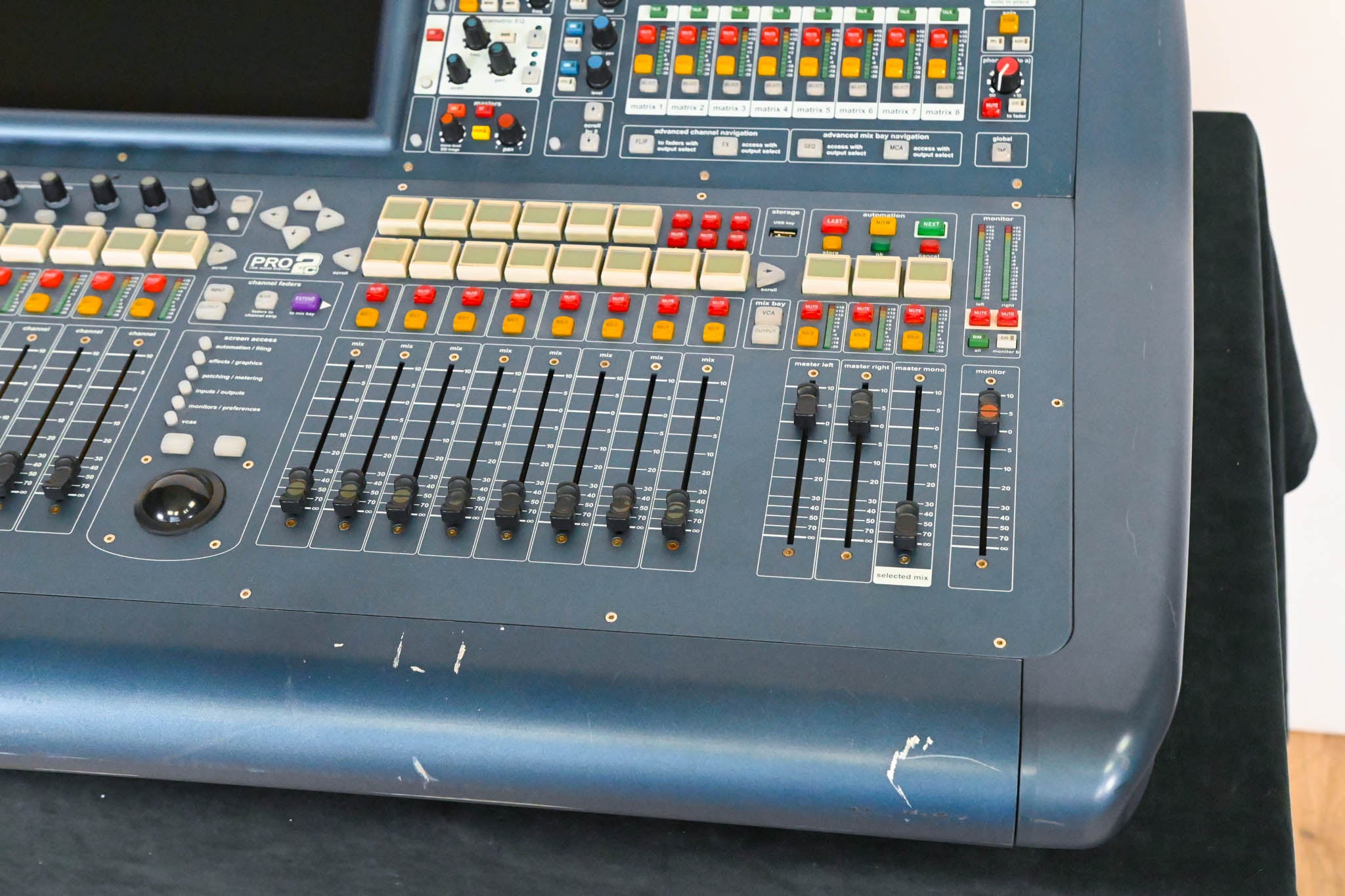 Midas PRO2C Live Digital Audio Mixing Console