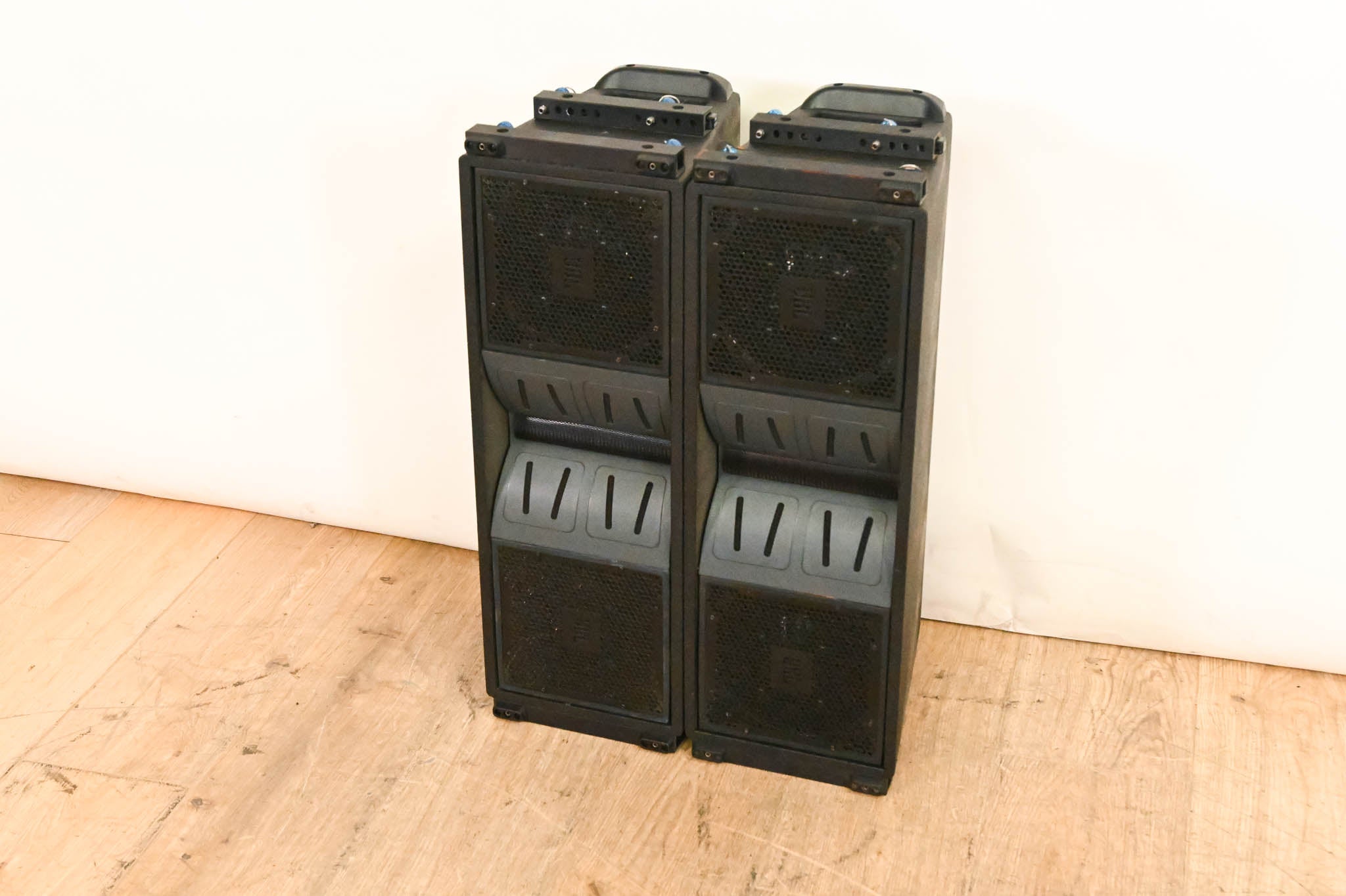 JBL VT4886 Dual 6.5" Passive Compact Line Array Loudspeakers (PAIR)