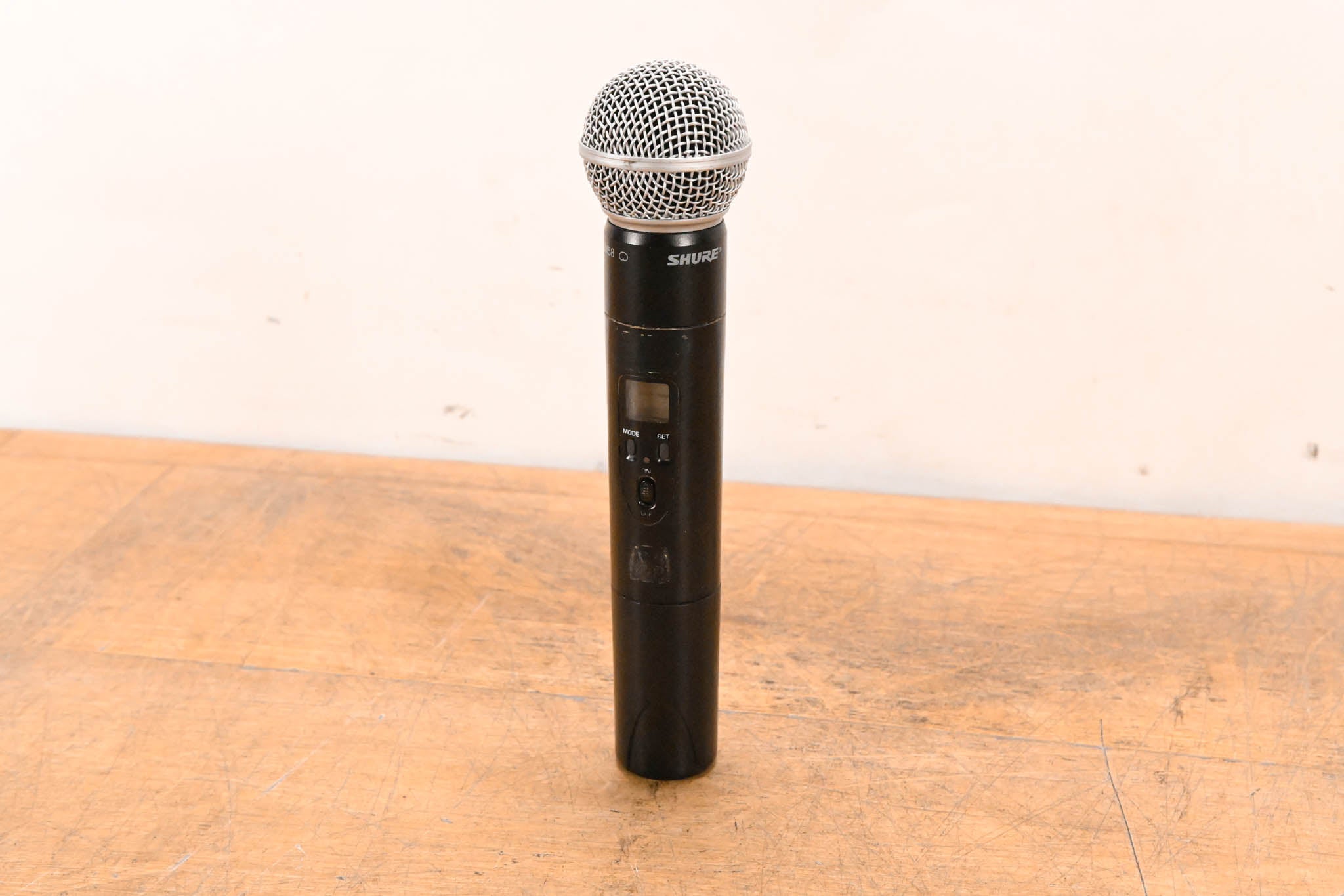 Shure ULXS24/58 Handheld Wireless System - J1 Band (NO POWER SUPPLY)