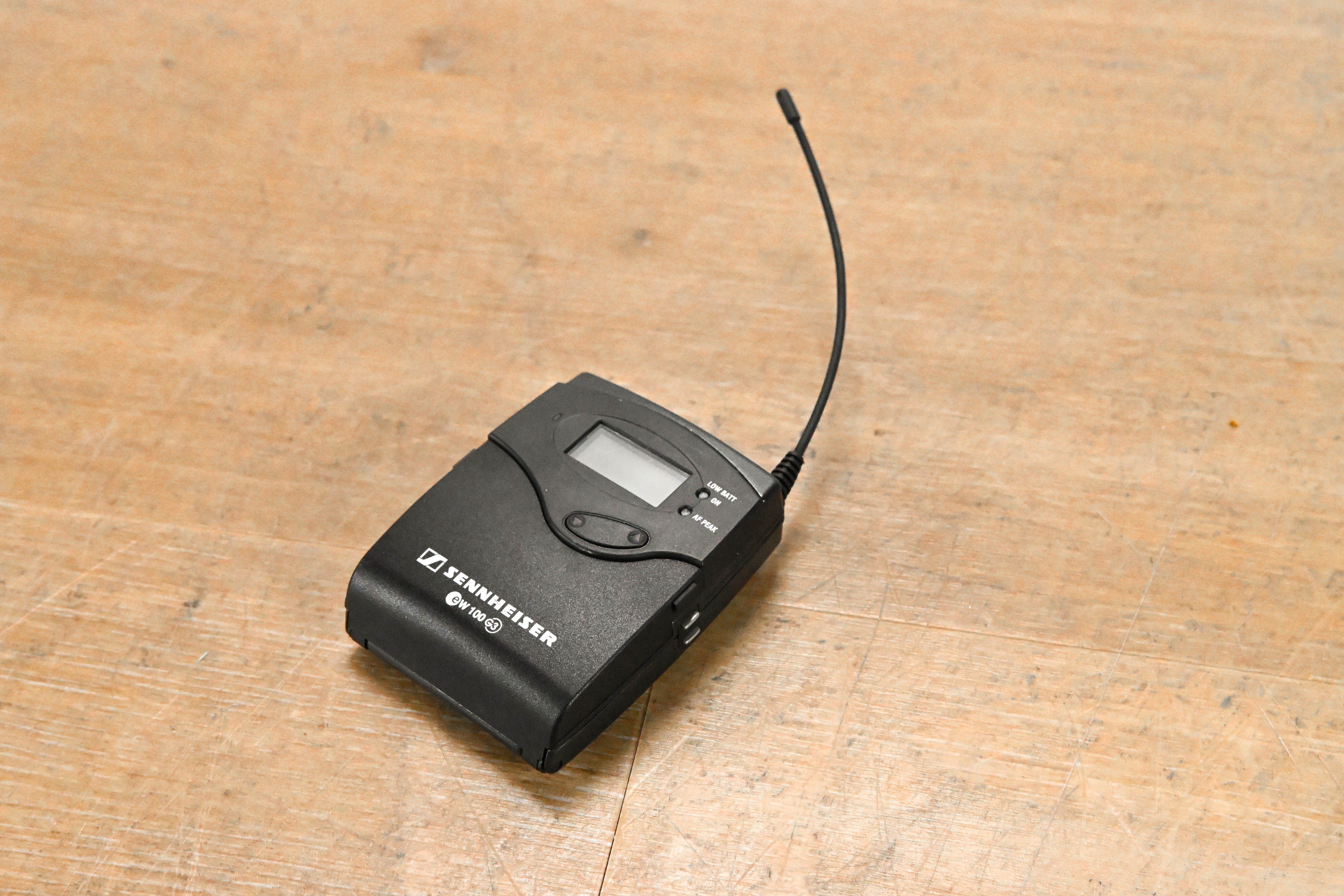 Sennheiser SK 100 G3 Wireless Bodypack Transmitter A Range: 516-558 MHz