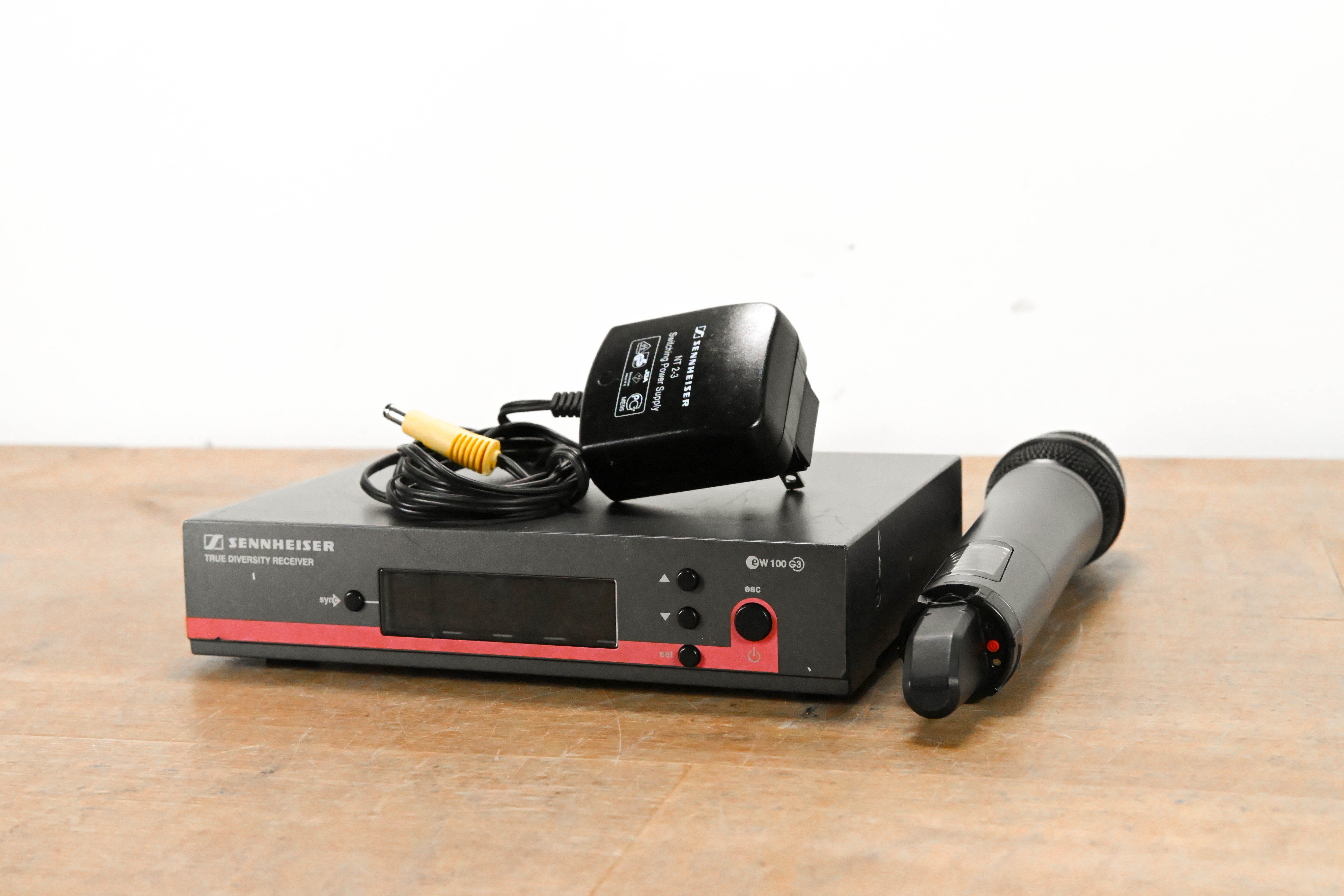 Sennheiser ew 100 G3 Handheld Wireless System A2 Range - 518-554 MHz