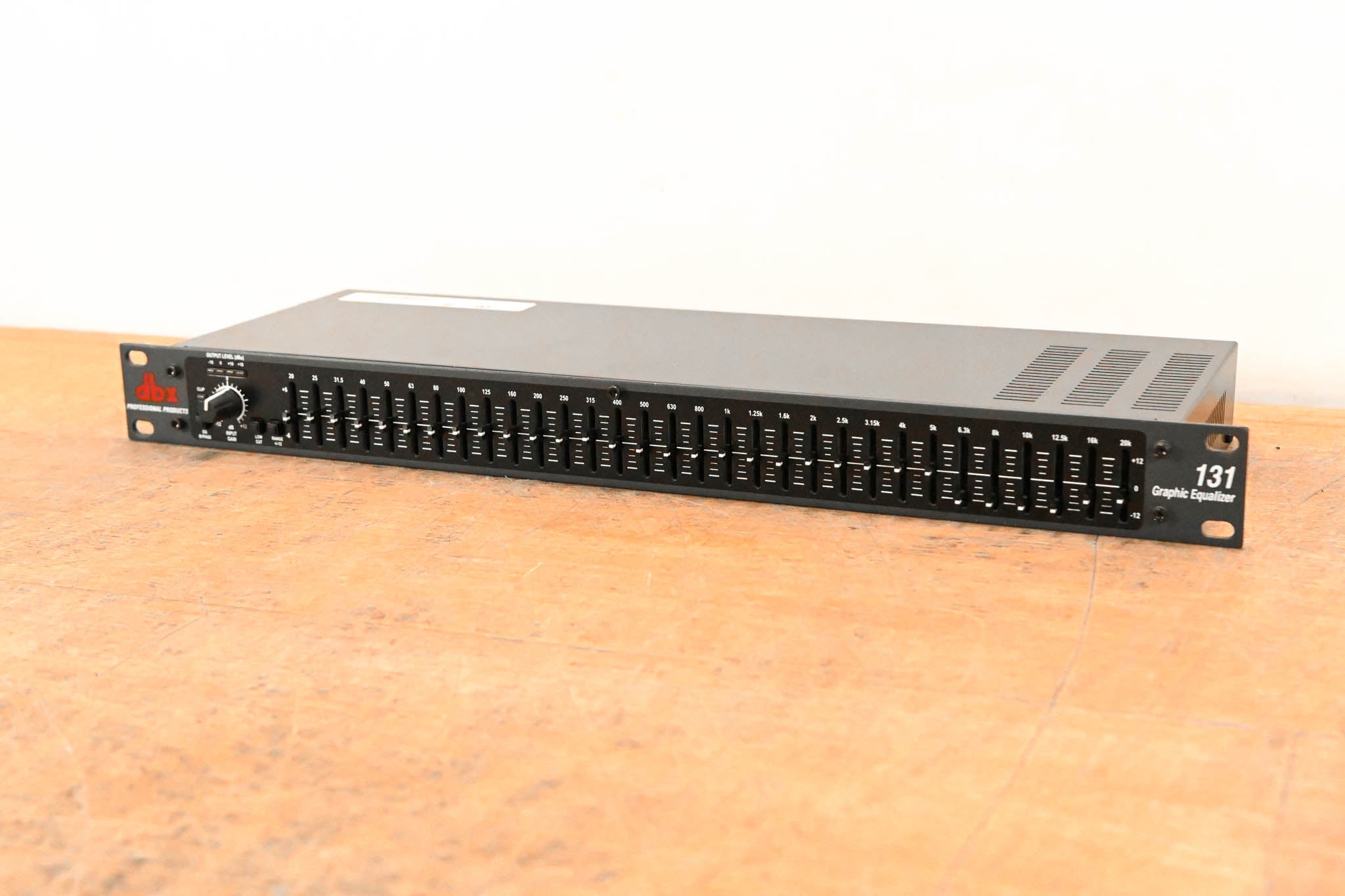 dbx 131 31-Band Graphic Equalizer