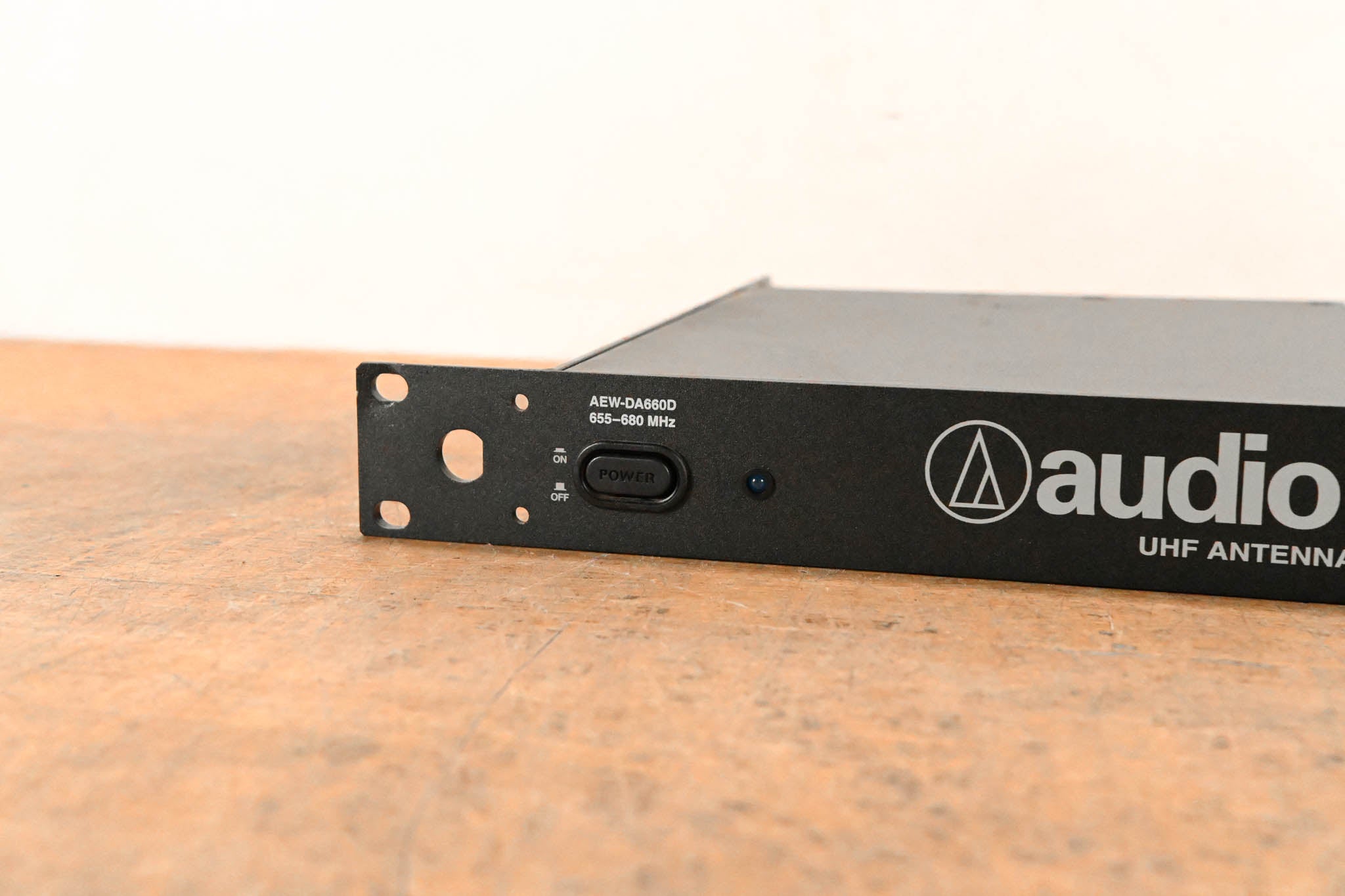 Audio-Technica AEW-DA660D UHF Antenna Distribution System