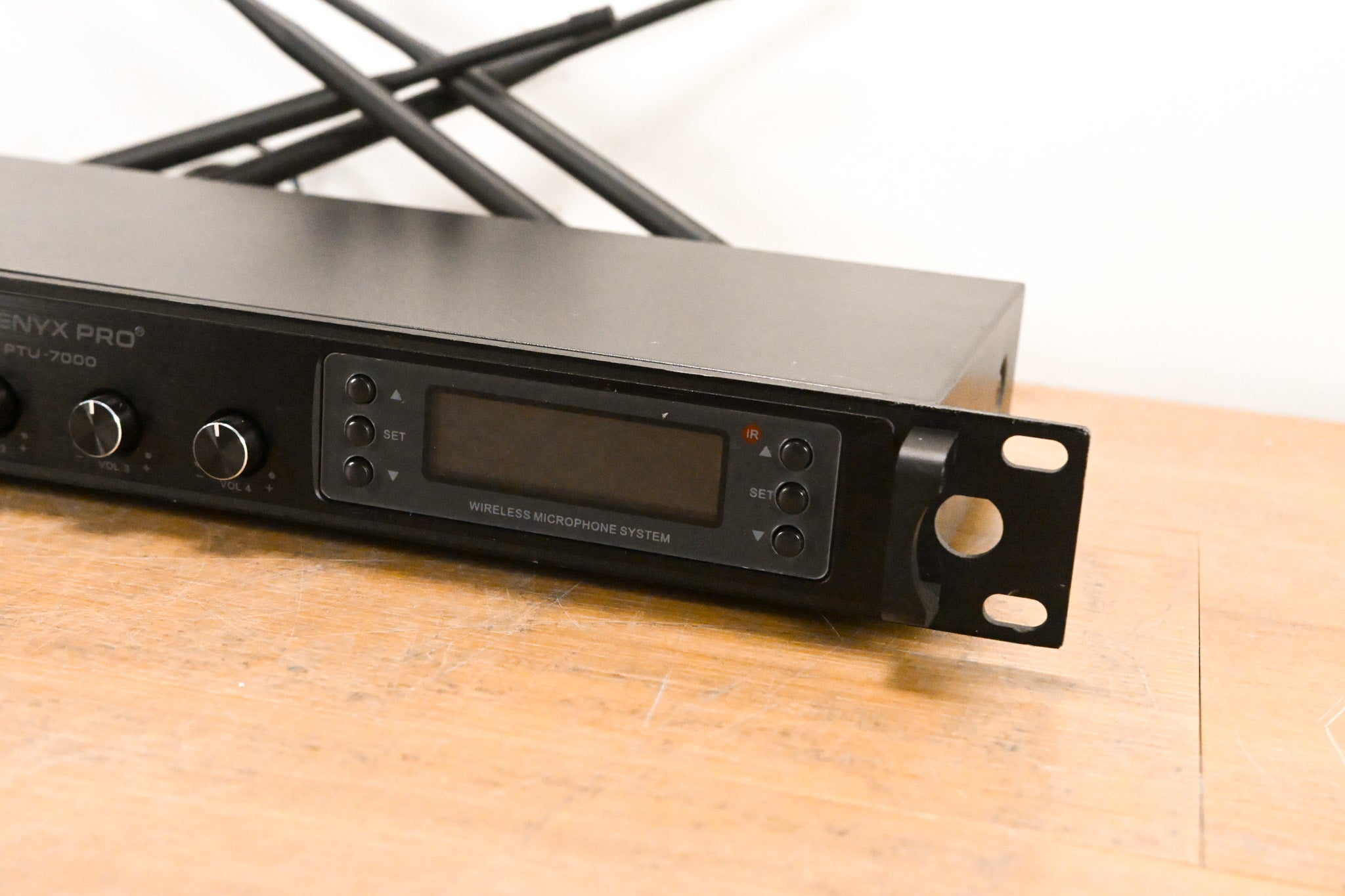 Phenyx Pro PTU-7000-4H Quad UHF Wireless Microphone System w/ Auto-Scan