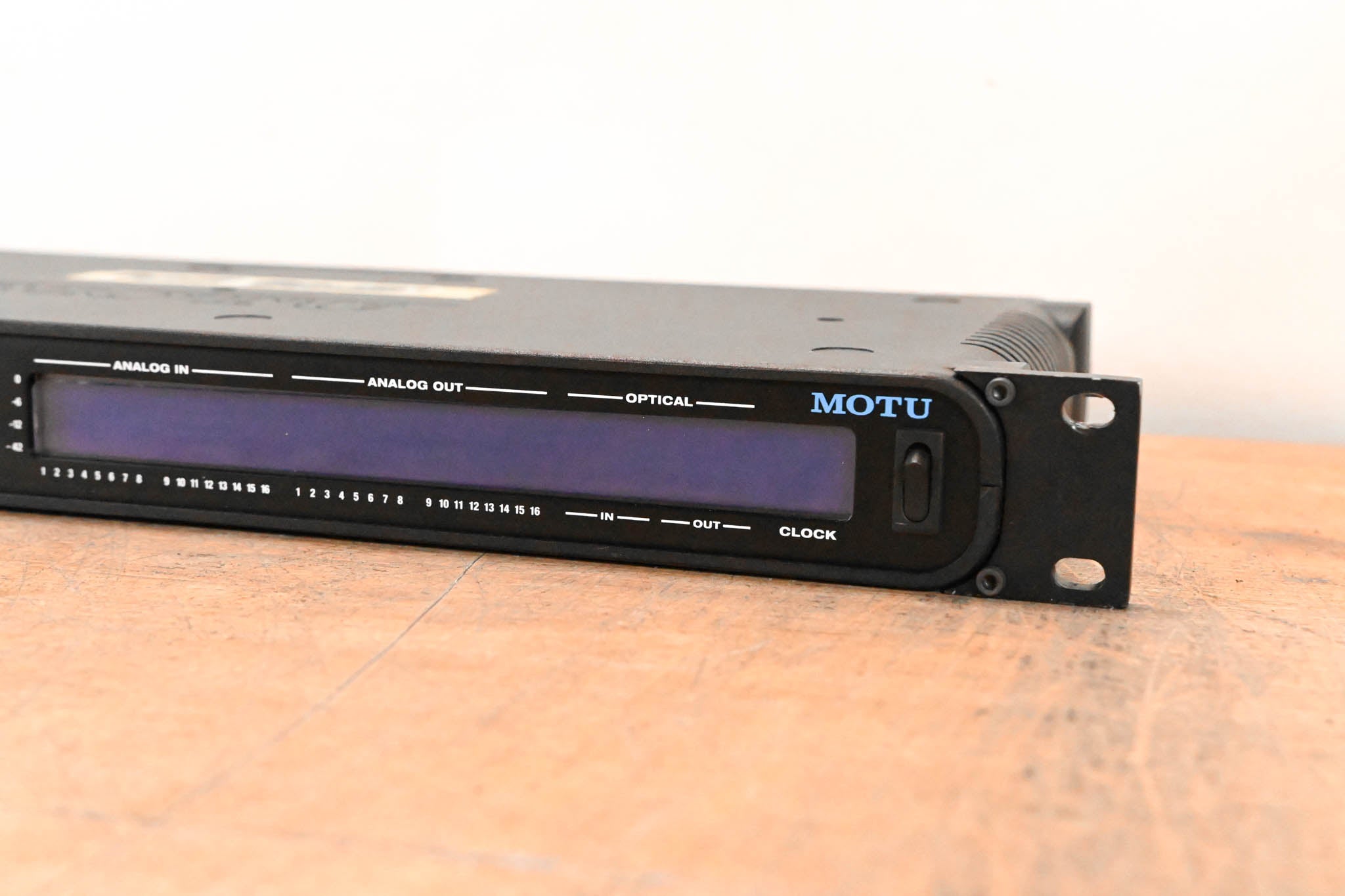 MOTU 16A 32x32 Thunderbolt / USB 2.0 Audio Interface with AVB