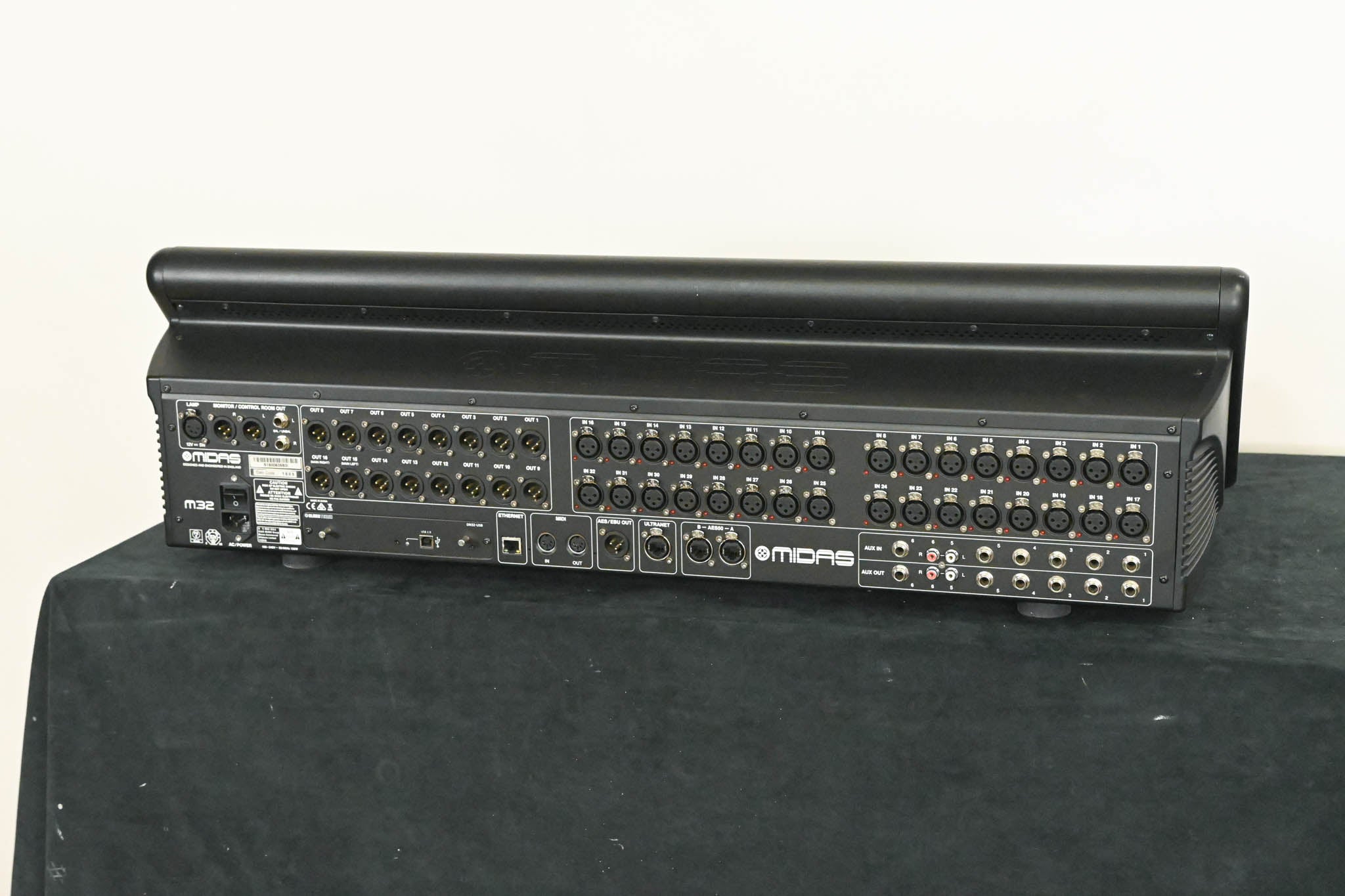 Midas M32 40-Channel Digital Audio Mixing Console