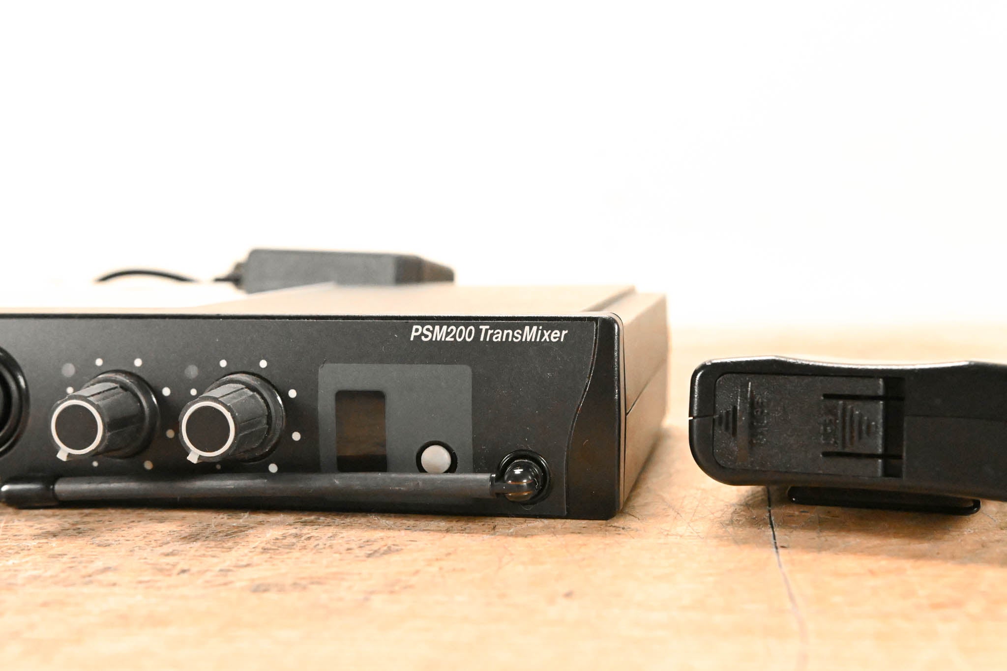 Shure PSM200 In-Ear Personal Monitoring System - H2 Band: 518-554 MHz