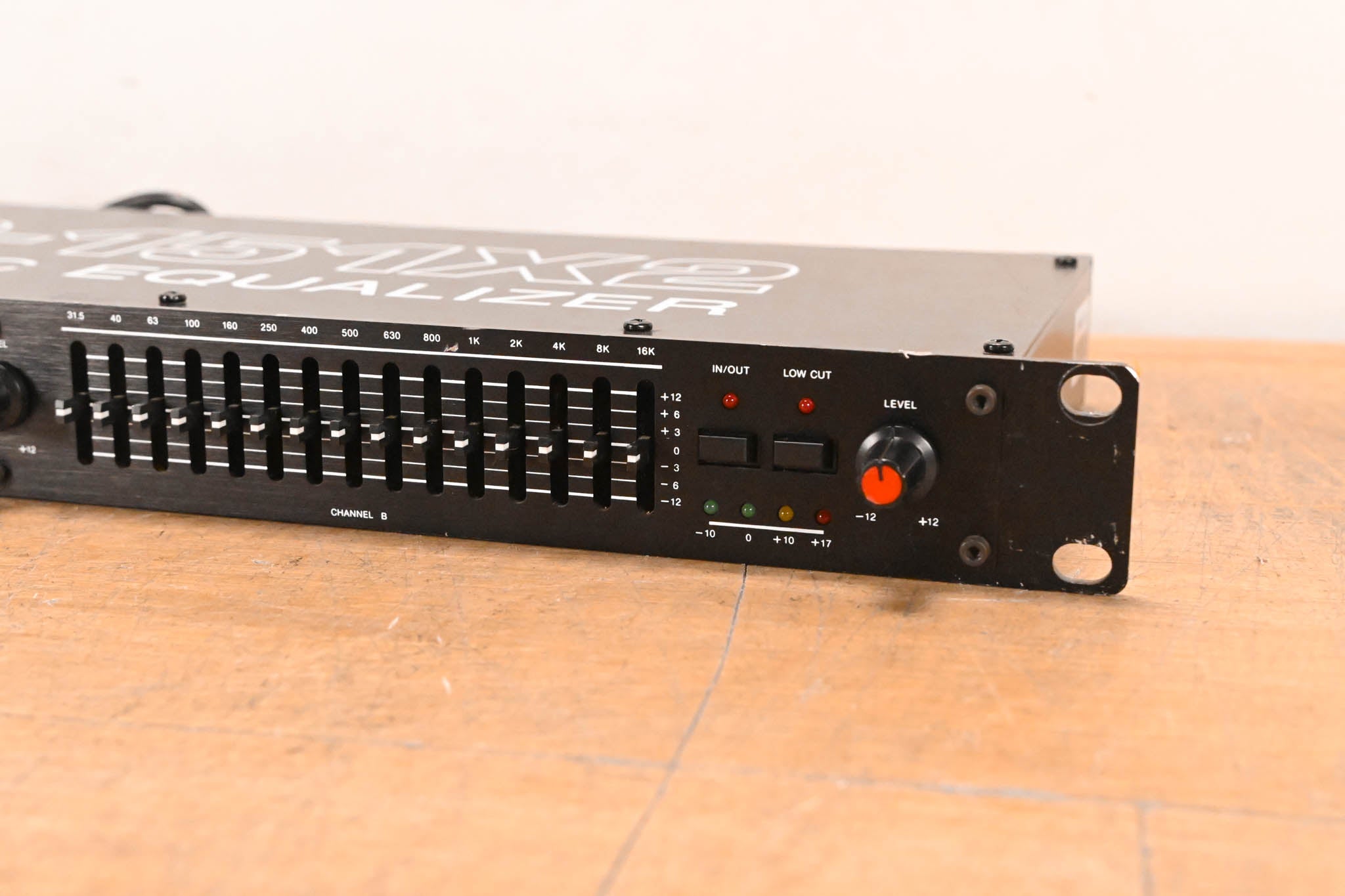 RackRider EQ-151X2 Dual-Channel 15-Band Graphic Equalizer