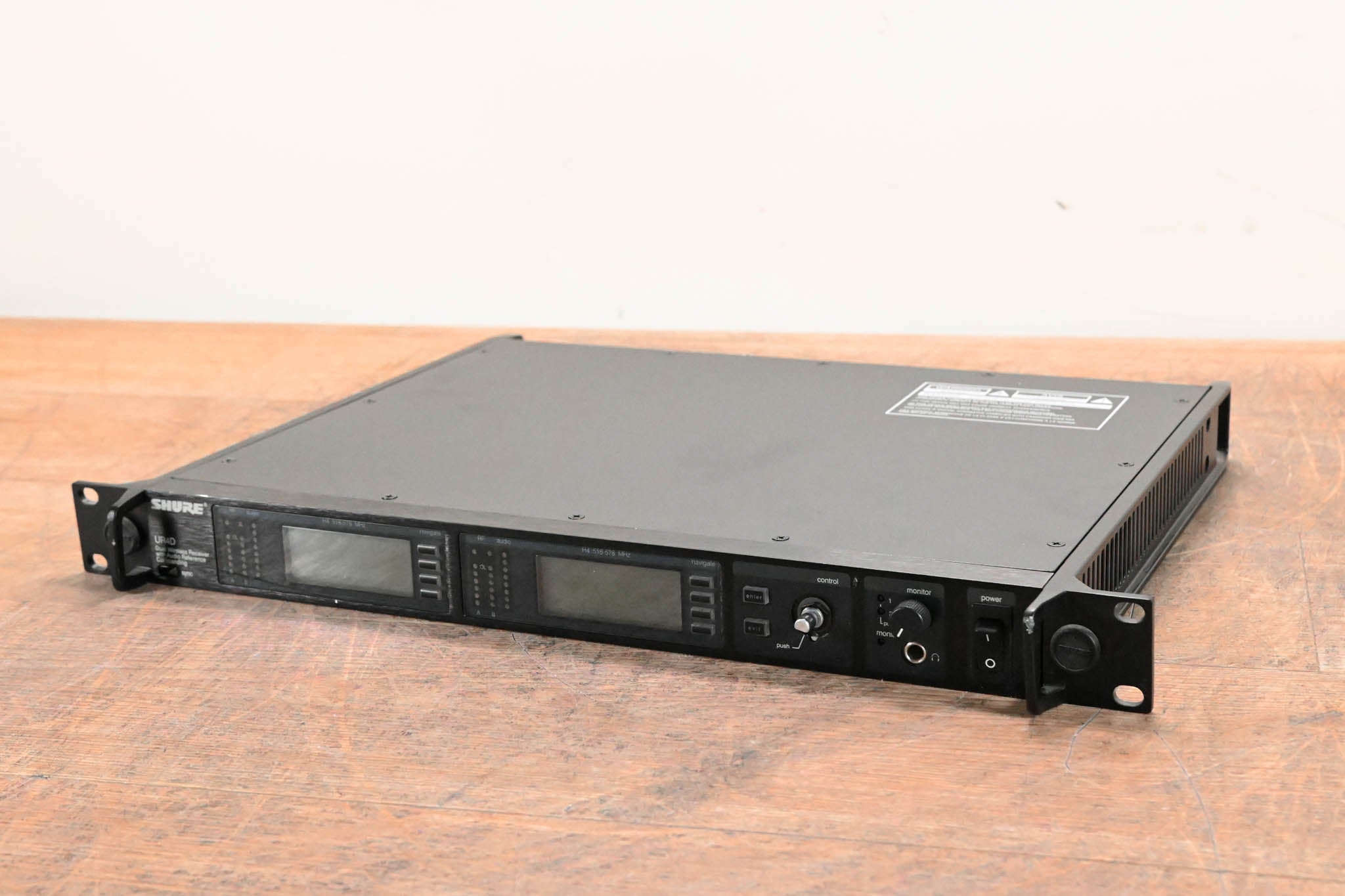 Shure UR4D Dual-Channel UHF Wireless Receiver - H4 Band: 518-578 MHz