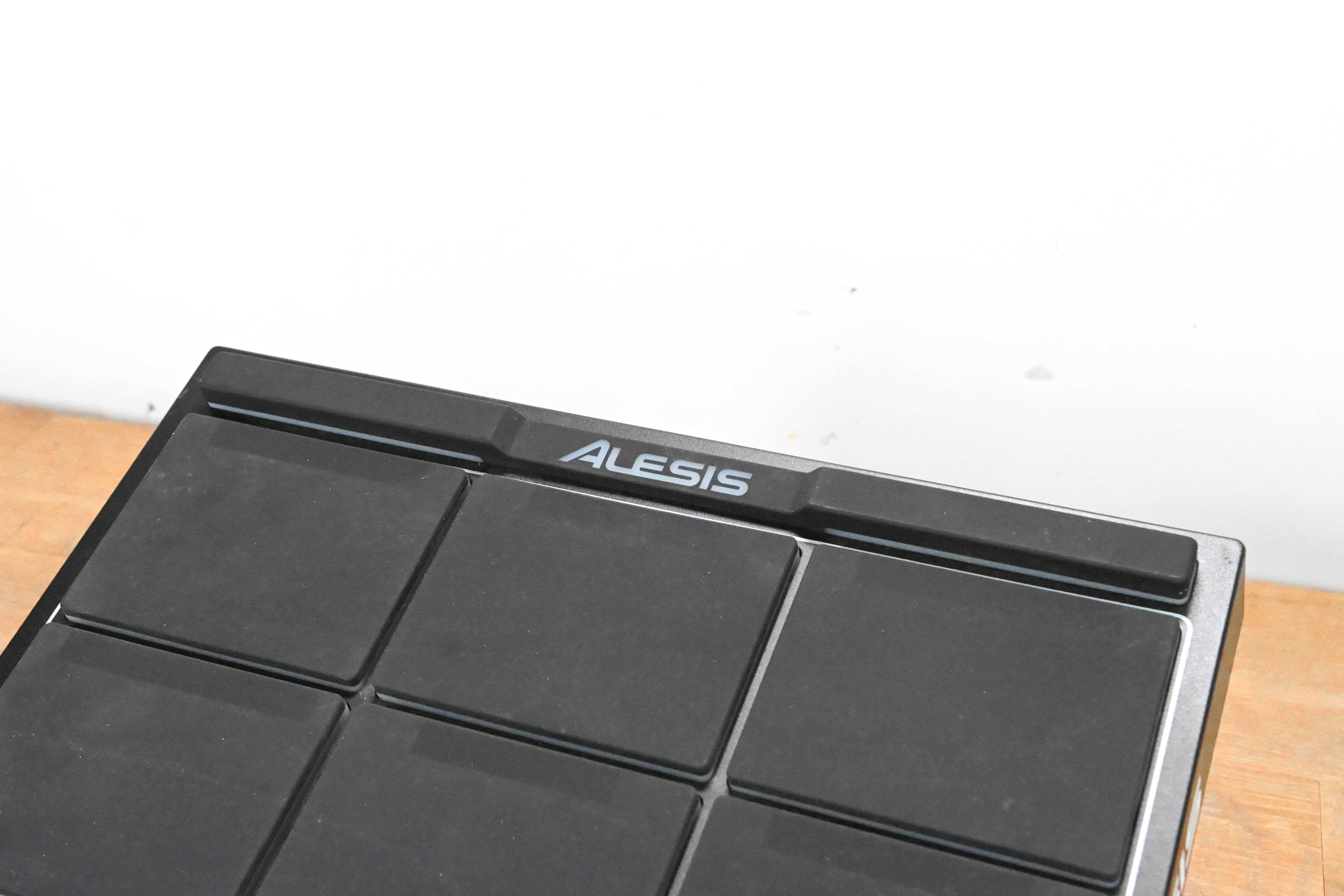 Alesis SAMPLEPAD PRO Percussion and Sample Instrument (NO POWER SUPPLY)