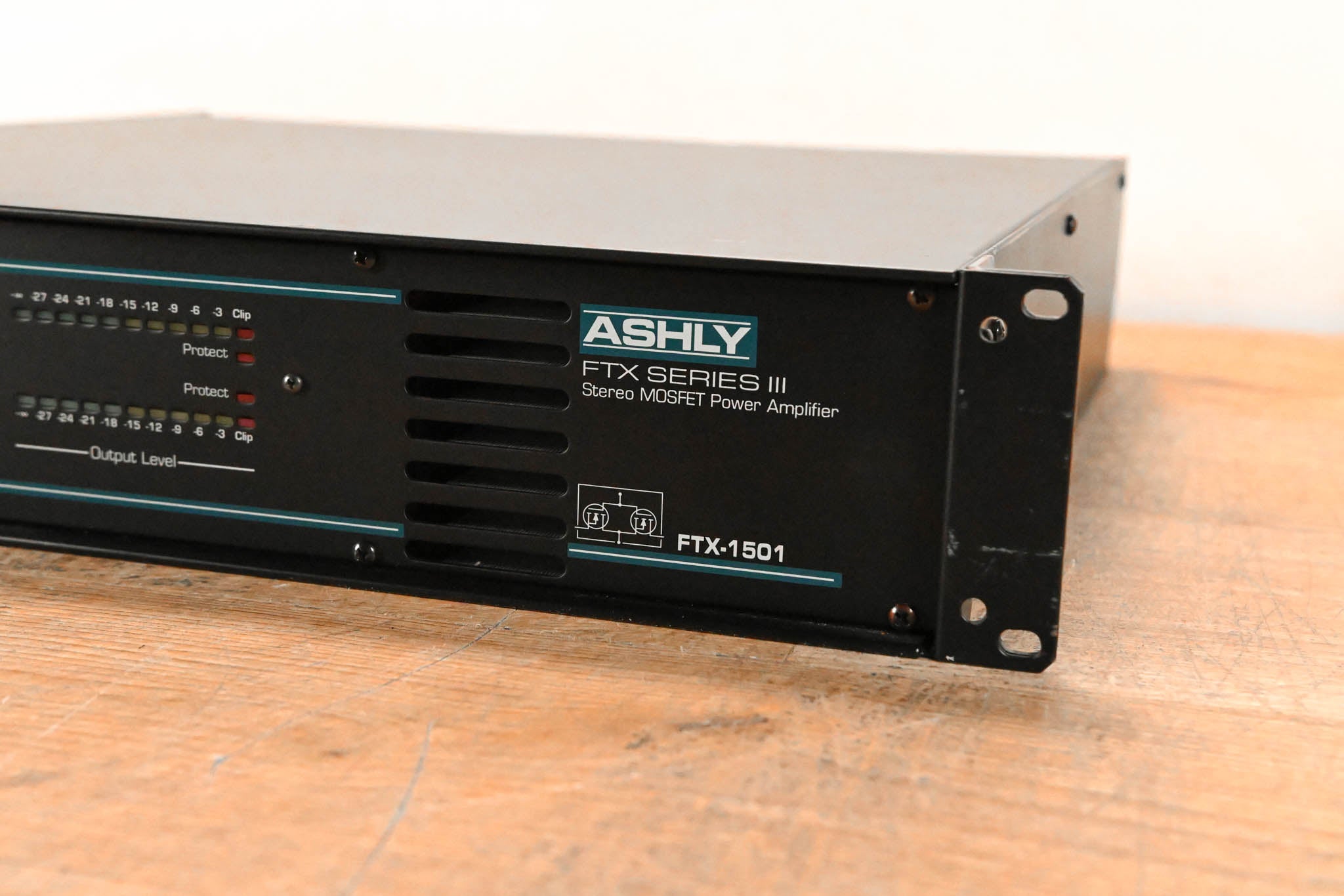 Ashly FTX-1501 FTX Series III Stereo MOSFET Power Amplifier