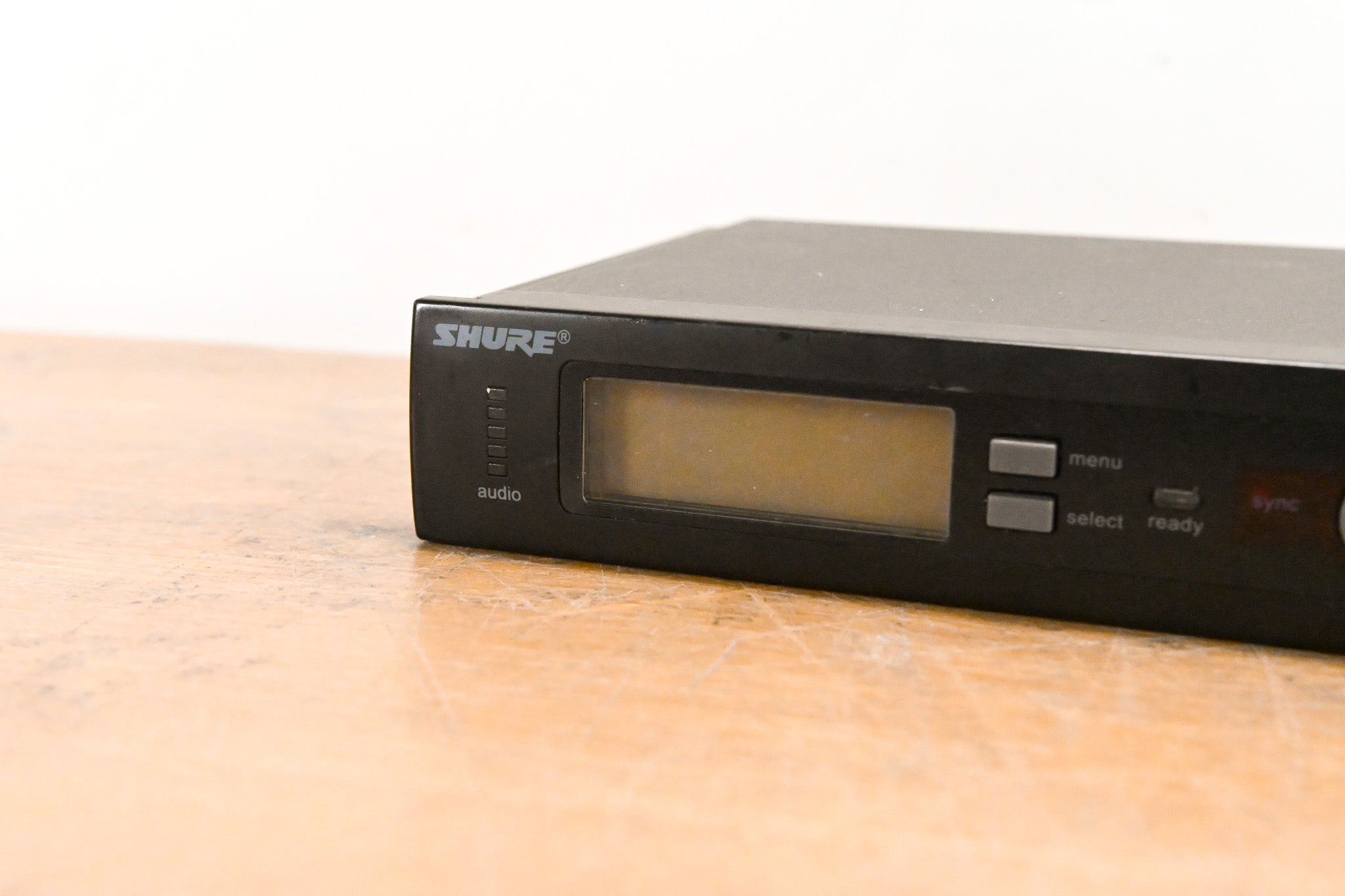 Shure SLX4 Wireless Receiver - R5 Band: 800-820 MHz (NO POWER SUPPLY)
