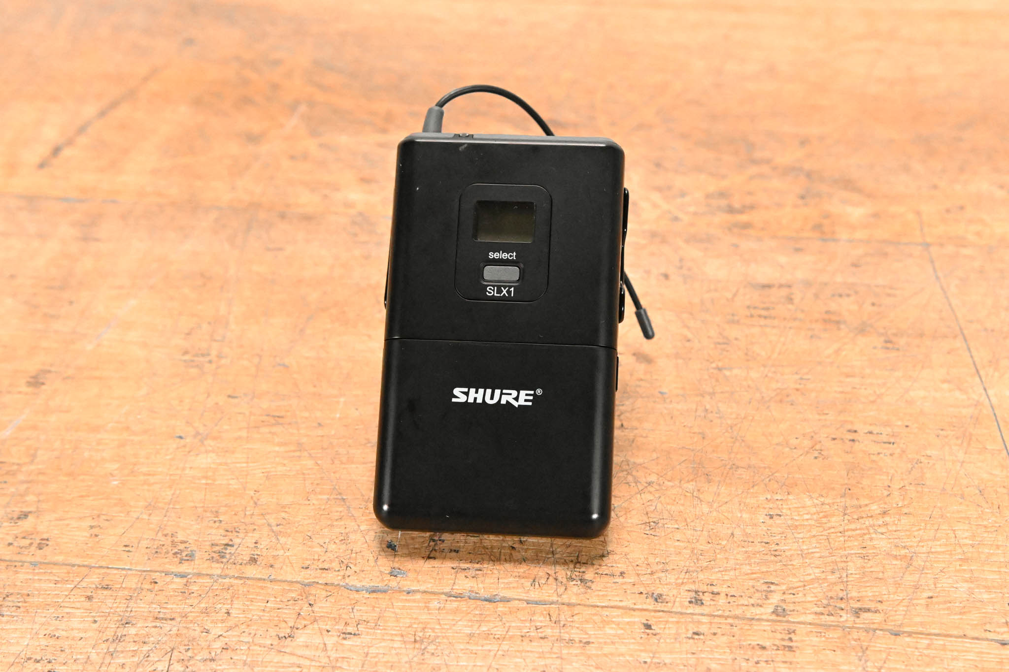 Shure SLX1 Wireless Bodypack Transmitter - G4 Band: 470-494 MHz