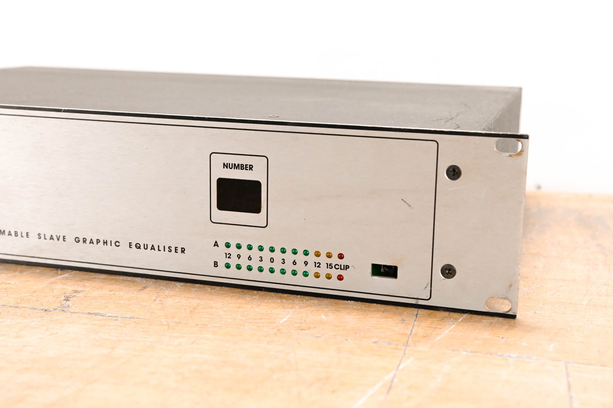 Klark Teknik DN3601 Programmable Slave Graphic Equalizer