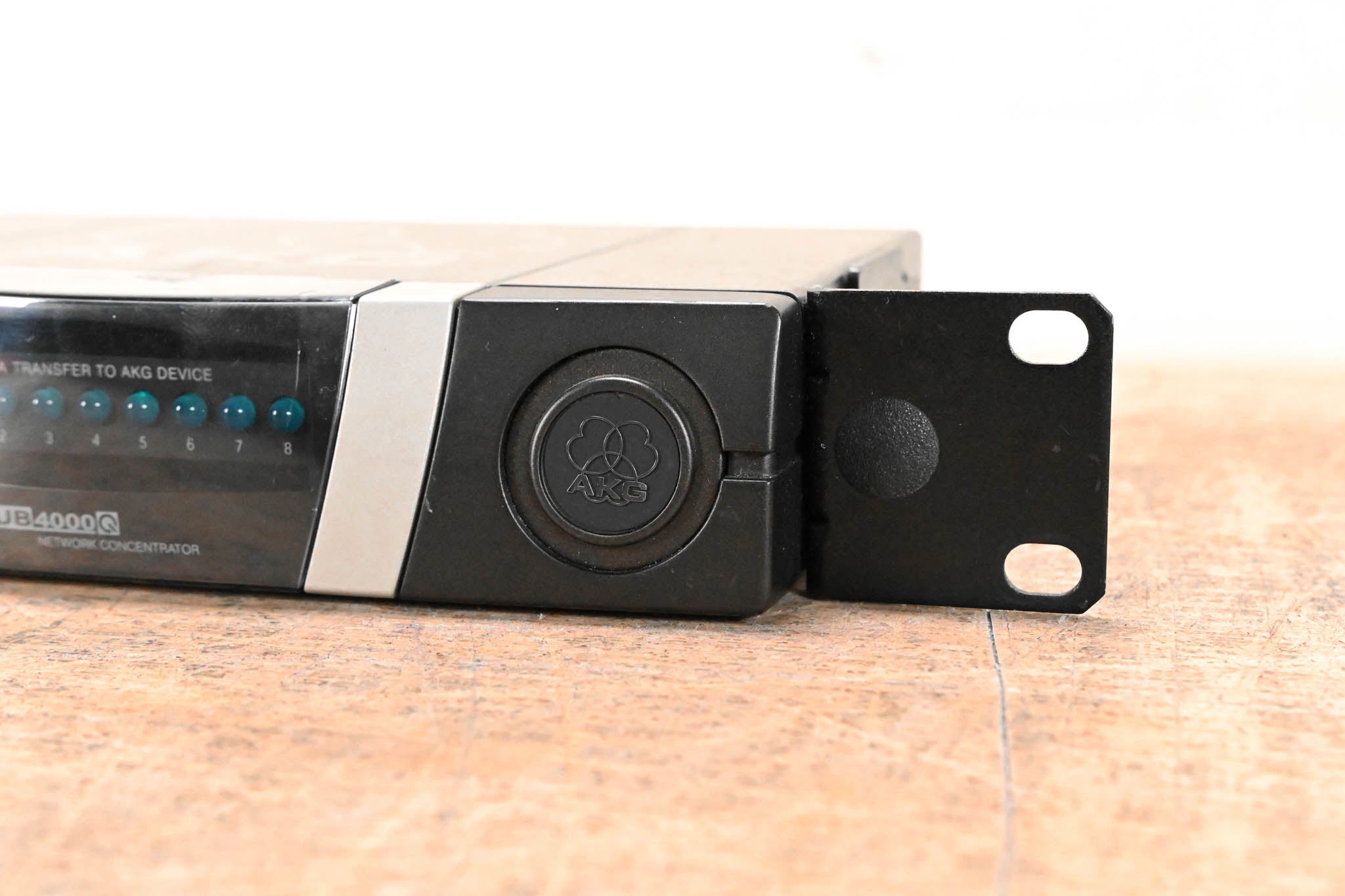 AKG HUB 4000 Q HiQnet Ethernet Interface (NO POWER SUPPLY)