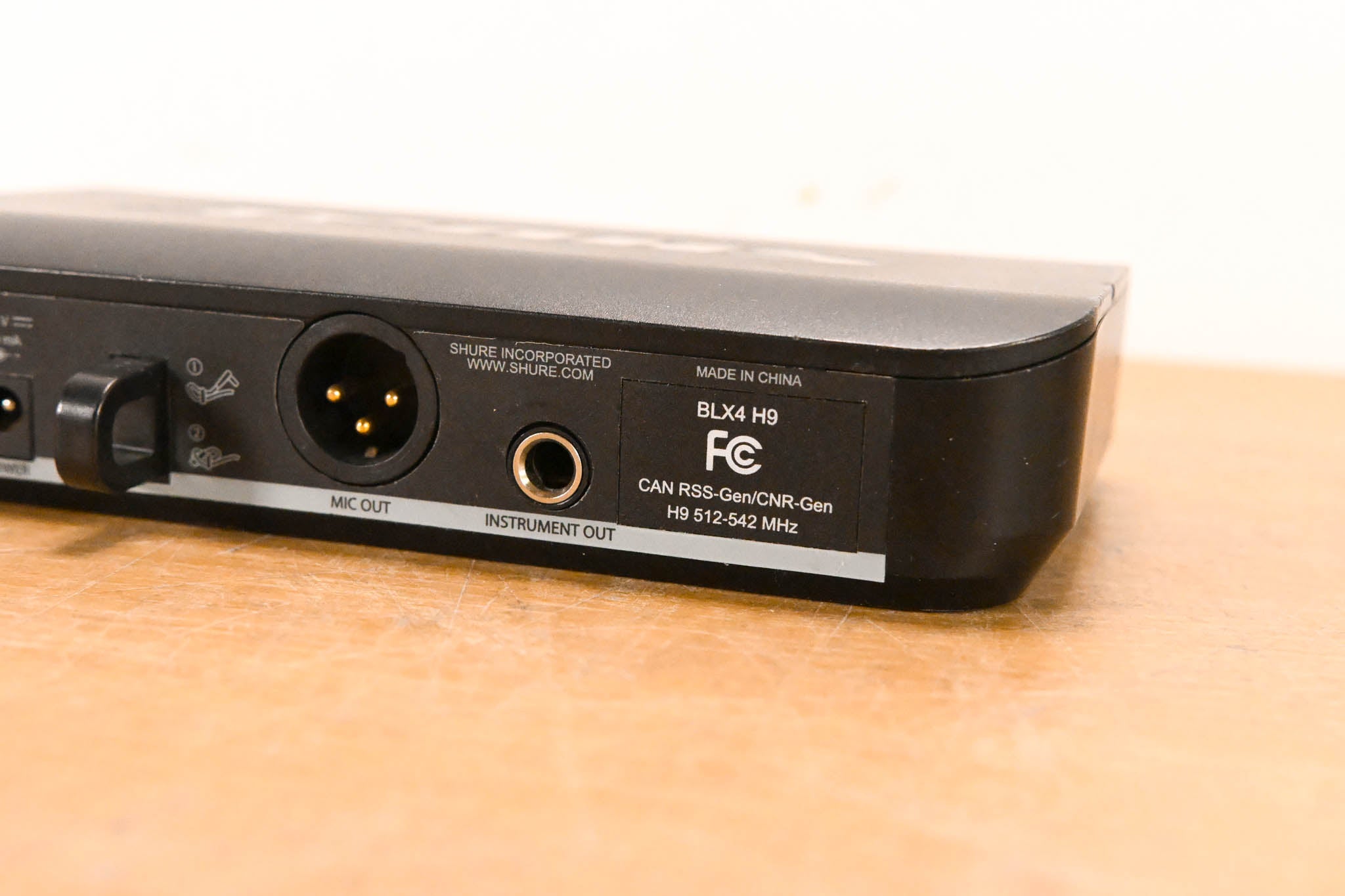 Shure BLX24/PG58 Handheld Wireless System - H9 Band (NO POWER SUPPLY)