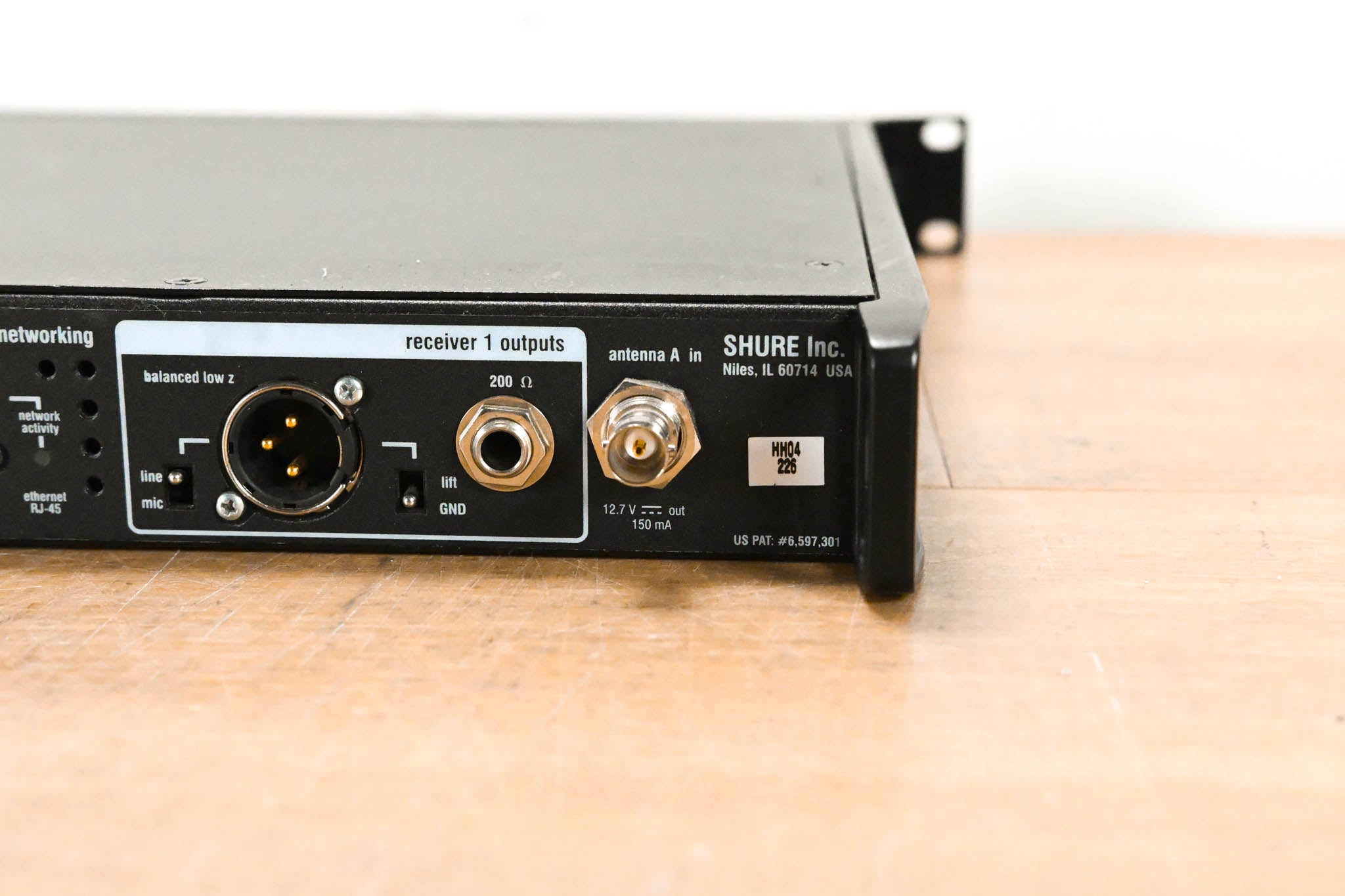 Shure UR4D Wireless Receiver w/ two UR2/SM87A Handheld Transmitters - H4