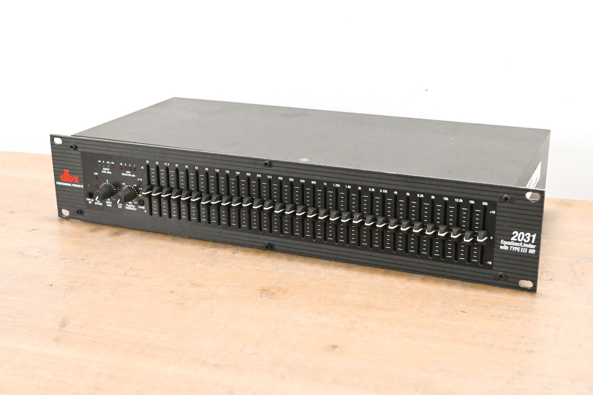 dbx 2031 Single-Channel 31-Band Graphic Equalizer/Limiter