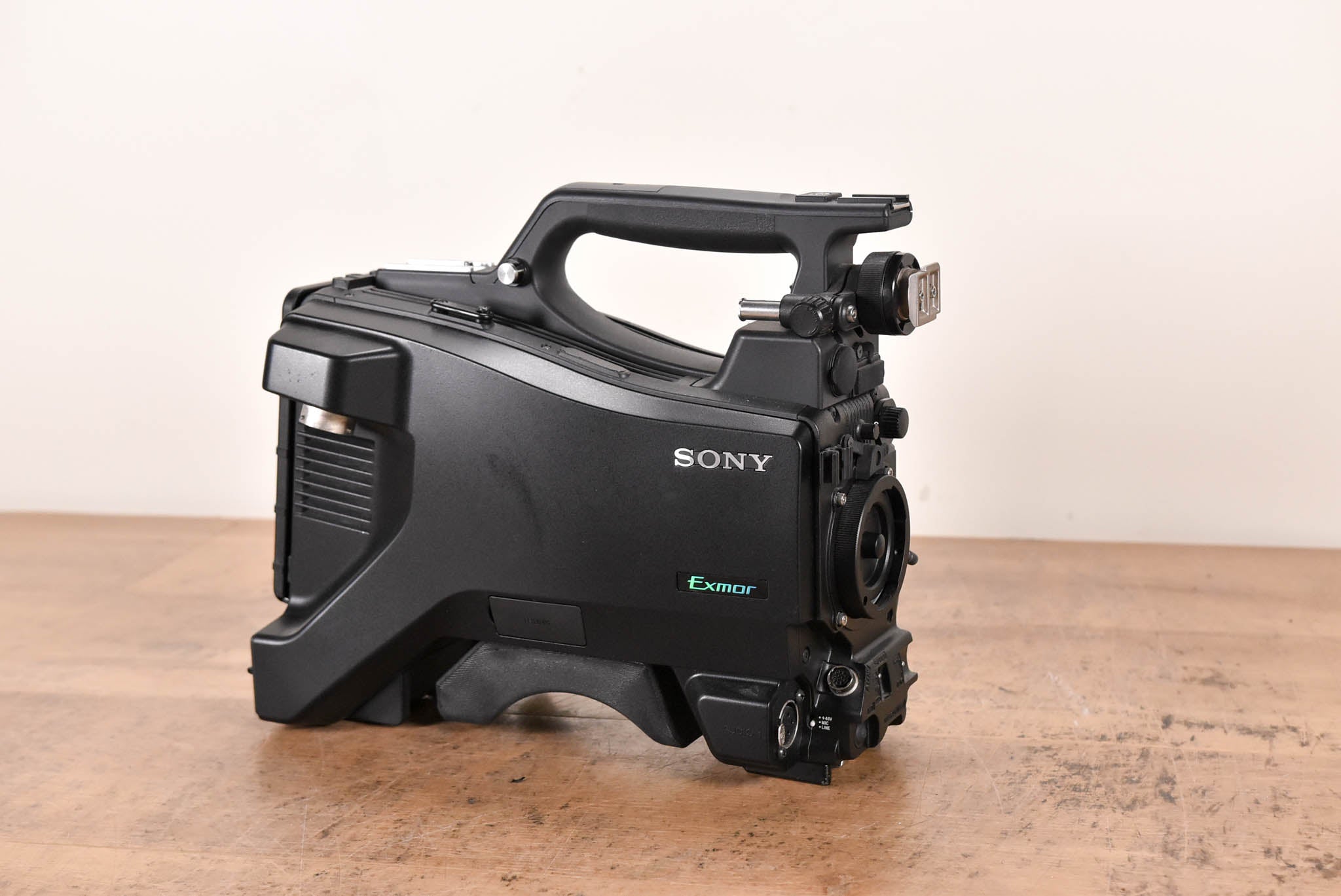 Sony HXC-D70 HD/SD Studio Camera