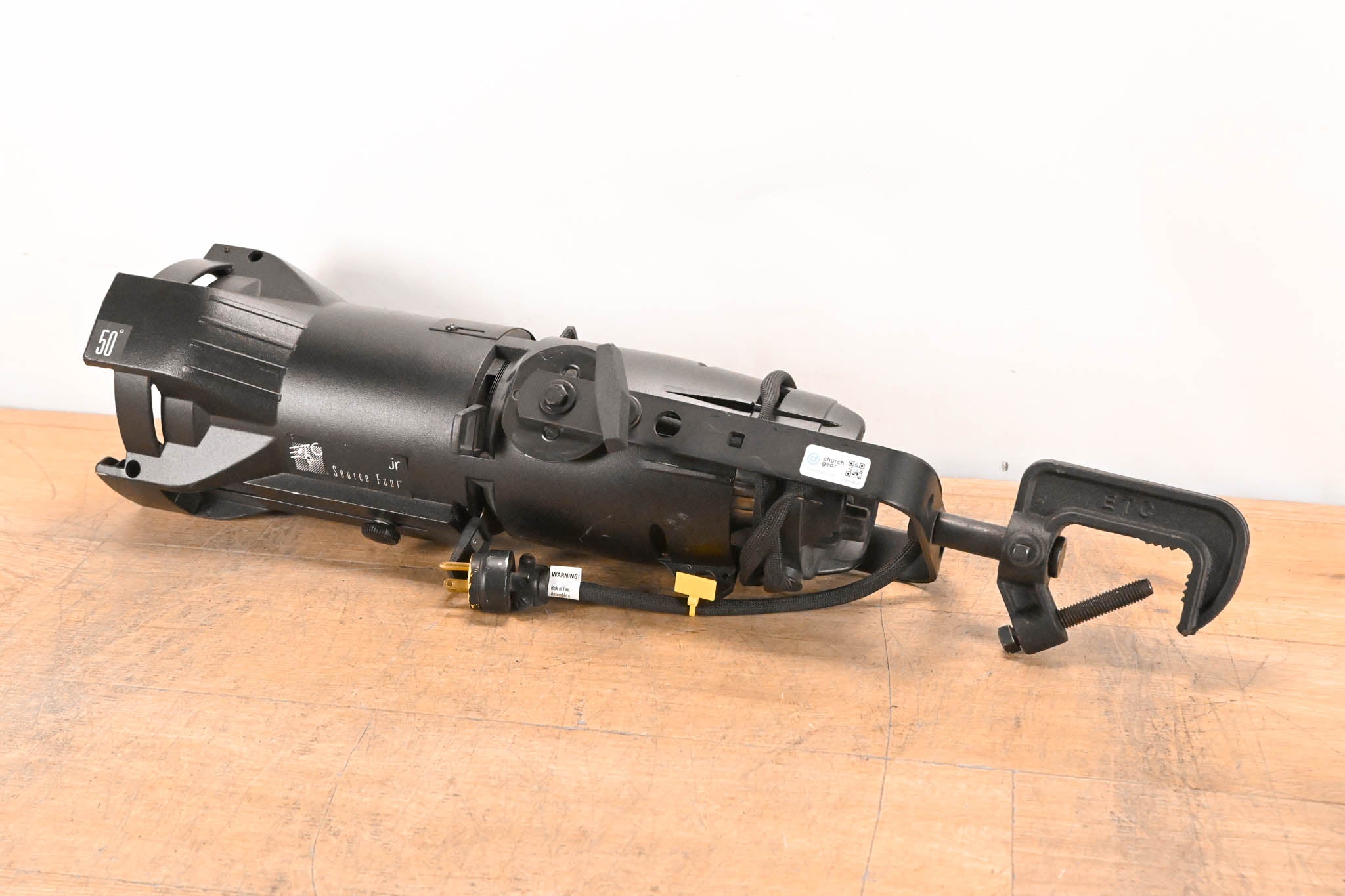 ETC Source Four Jr 50 Degree 575 Ellipsoidal Light