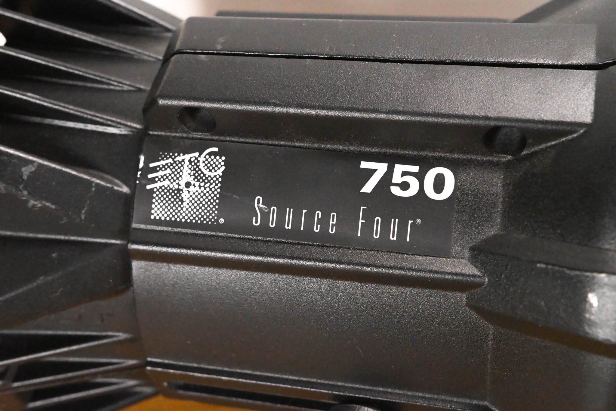 ETC Source Four 750 26 Degree Leko w/OceanOptics SeaChanger Color Engine