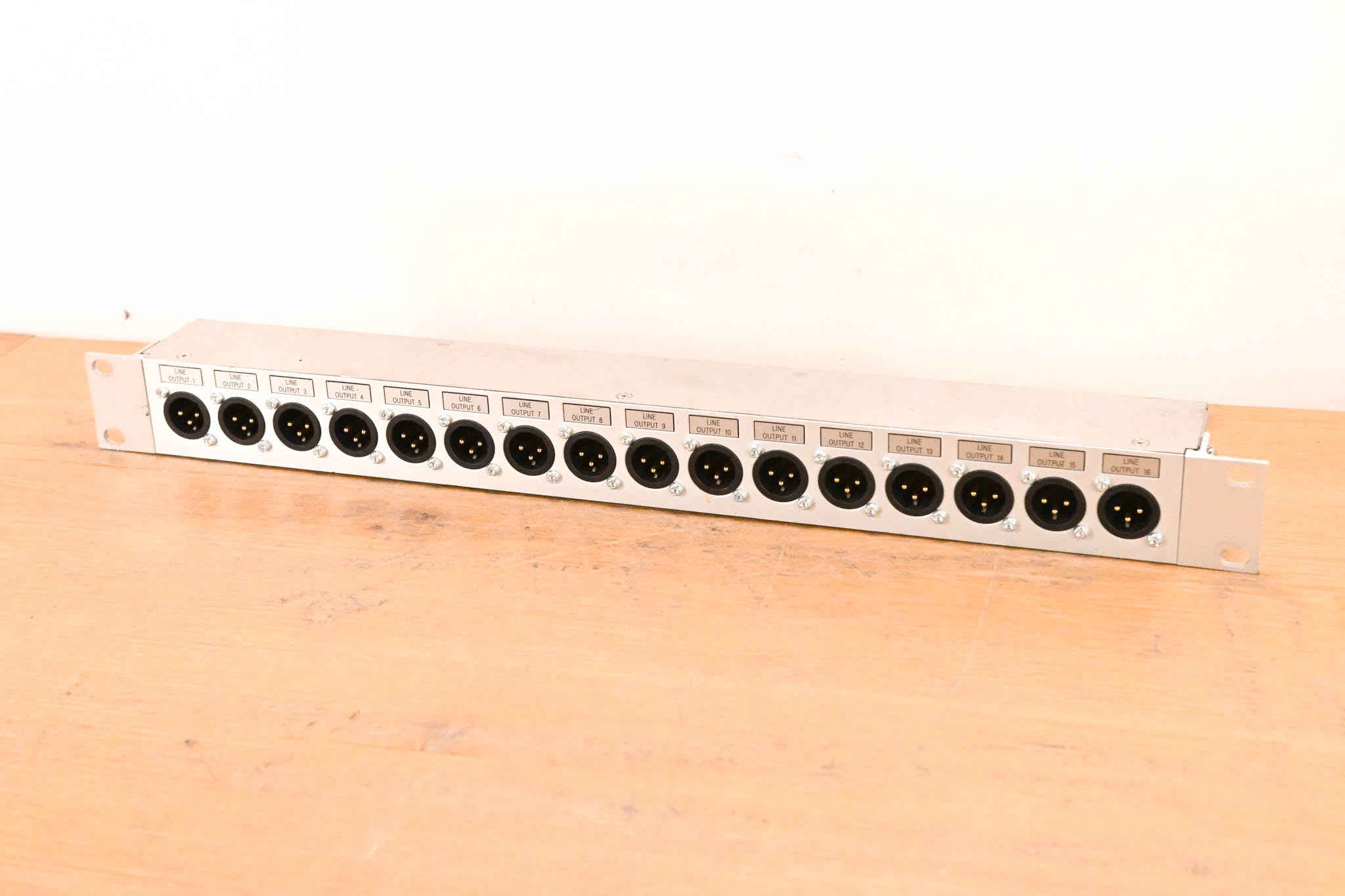 Studer D23m 16-Ch Line Output Breakout Panel