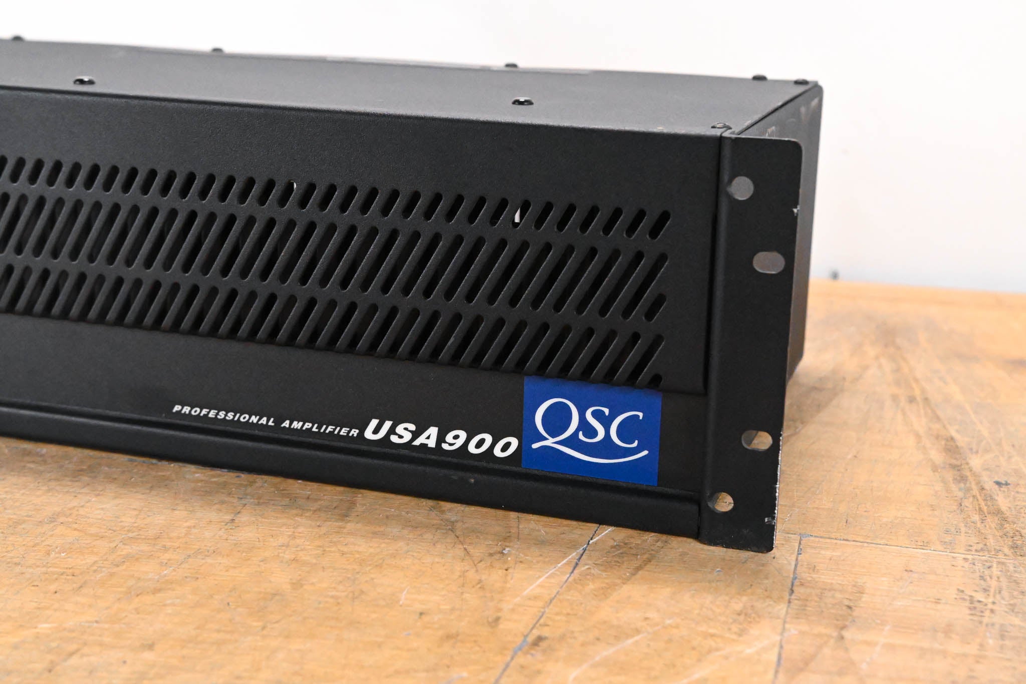 QSC USA 900 2-Channel Power Amplifier