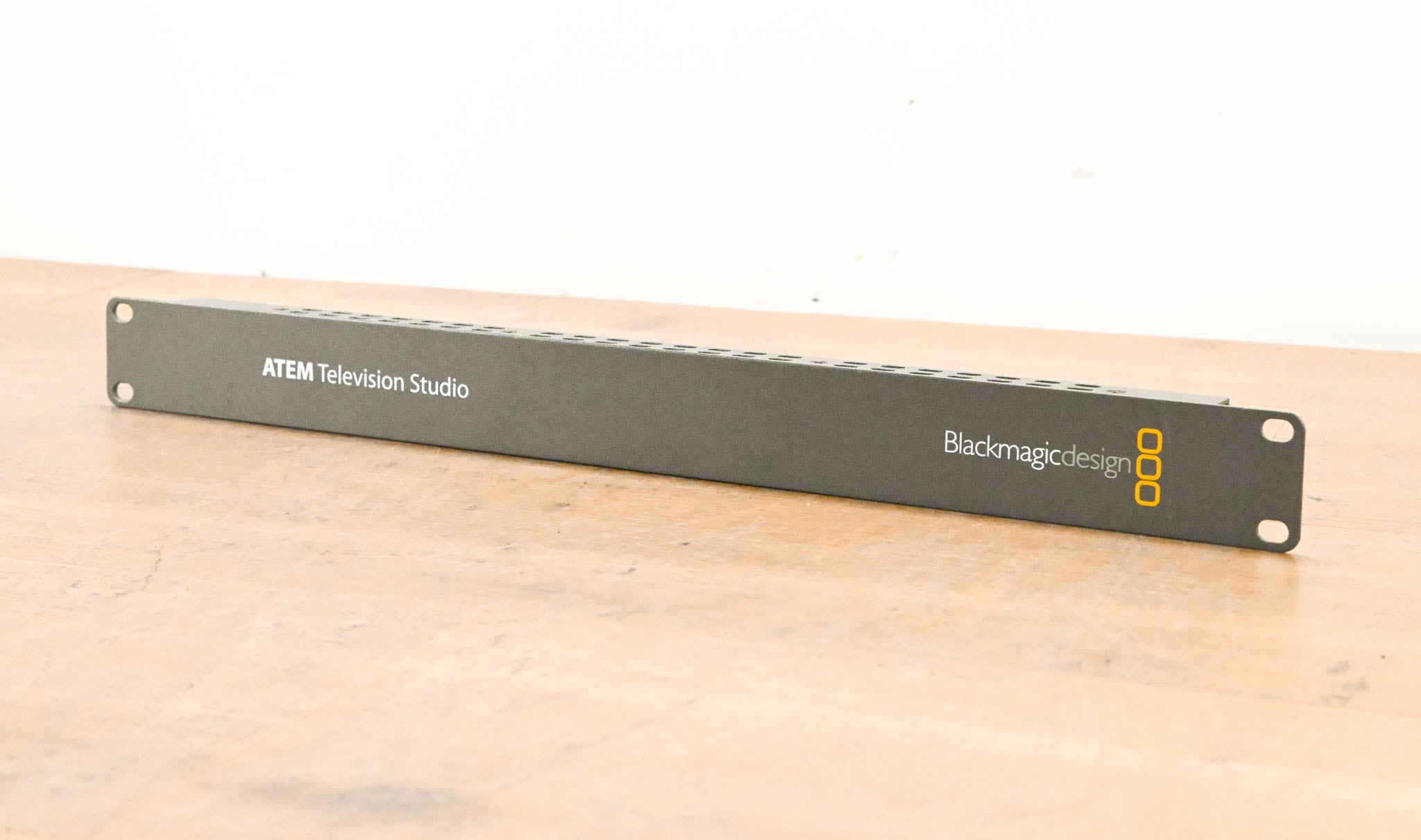 Blackmagic Design ATEM Television Studio (NO POWER SUPPLY)