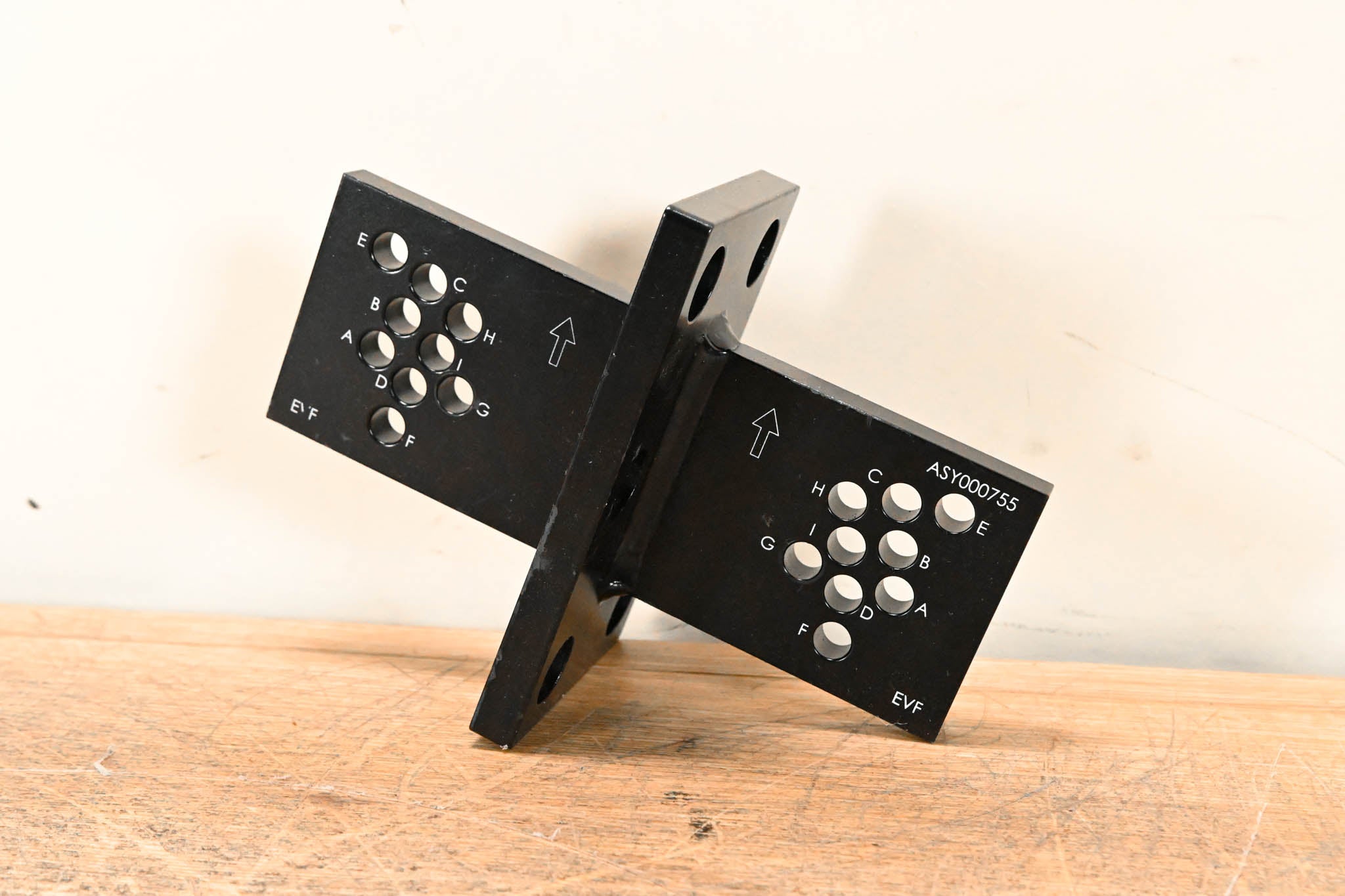 Electro-Voice (EV) HRK-1B Horizontal Mounting Plates for EVF Series