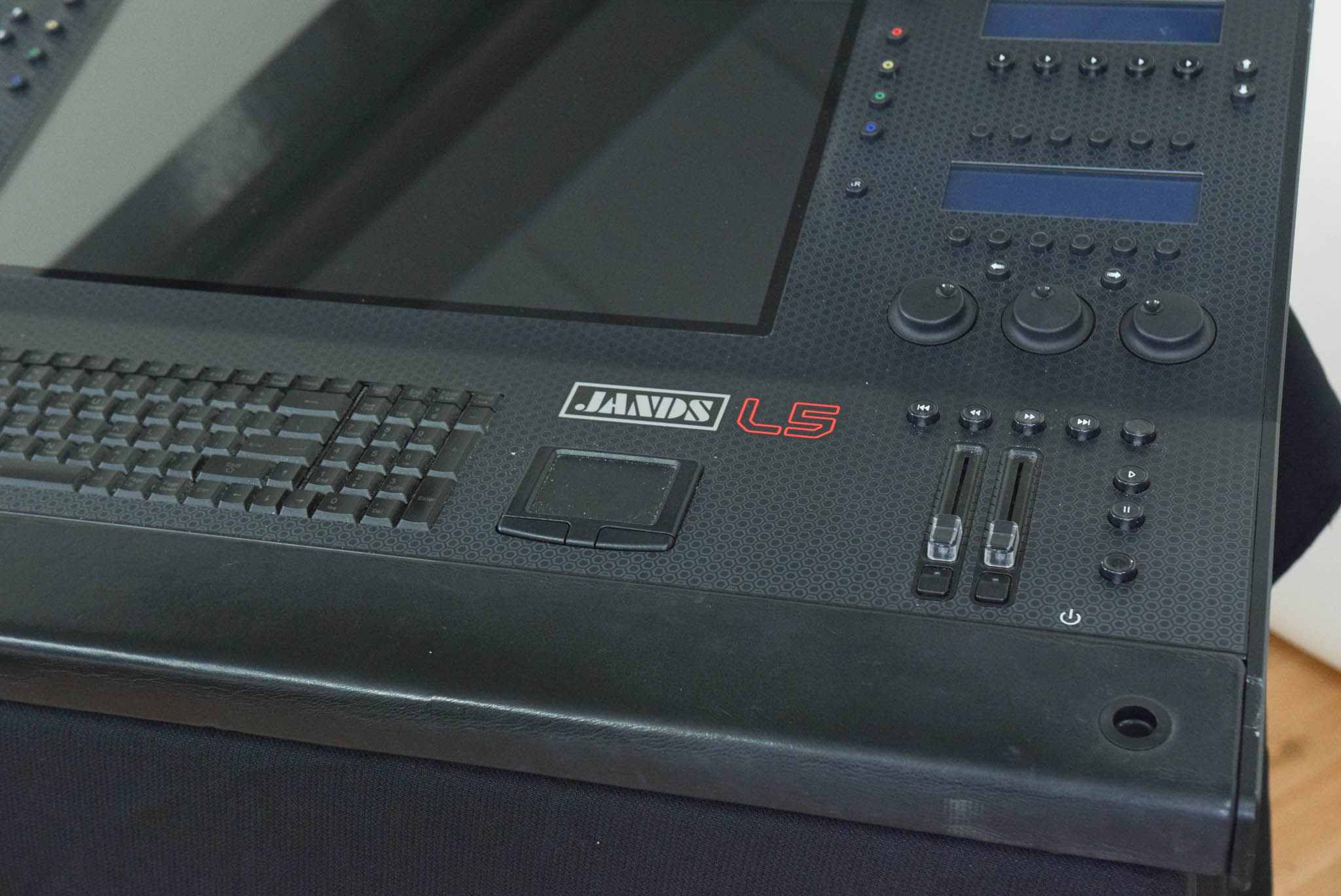 Jands Vista L5 Lighting Control Console