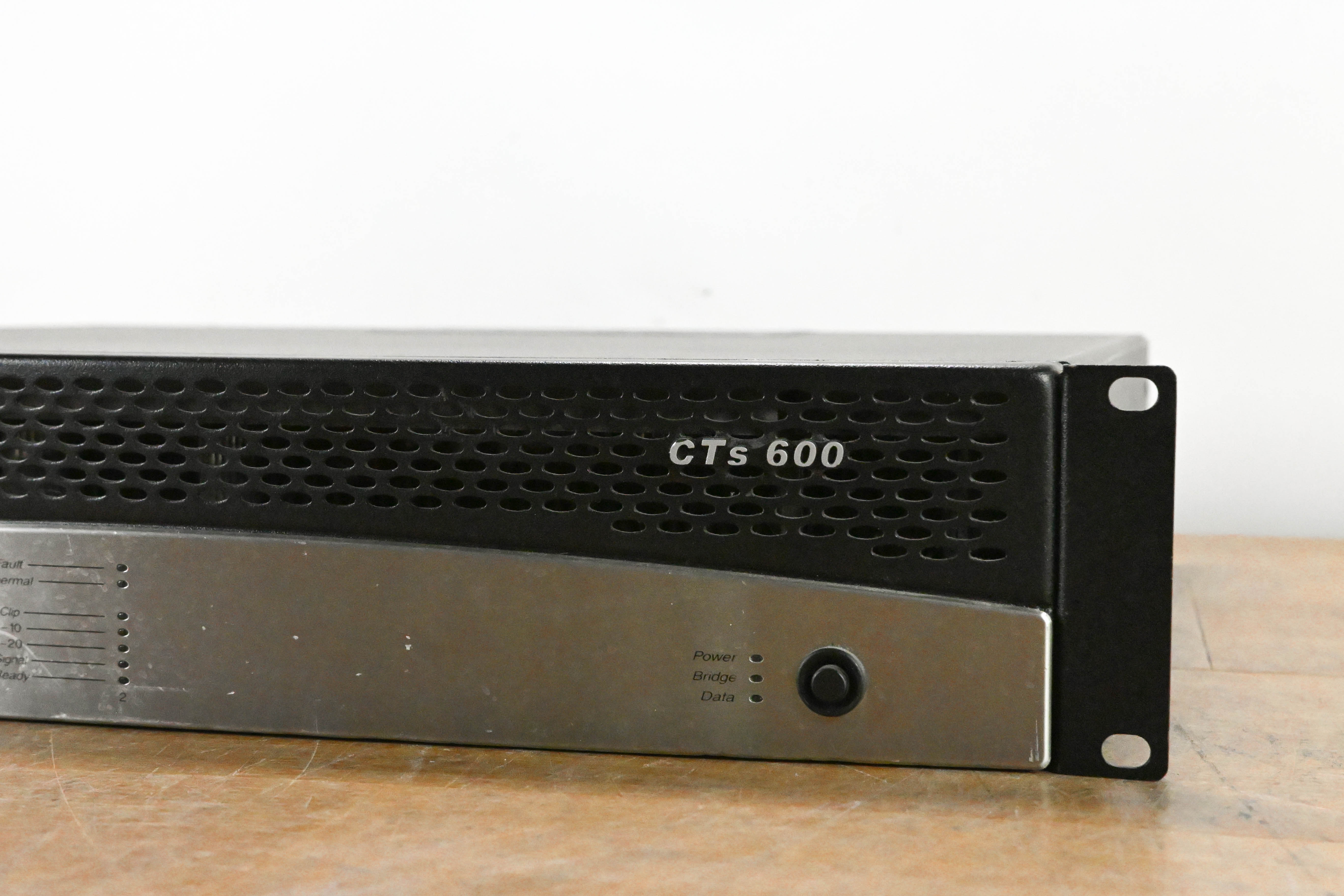 Crown CTs 600 Two-Channel 300W Power Amplifier