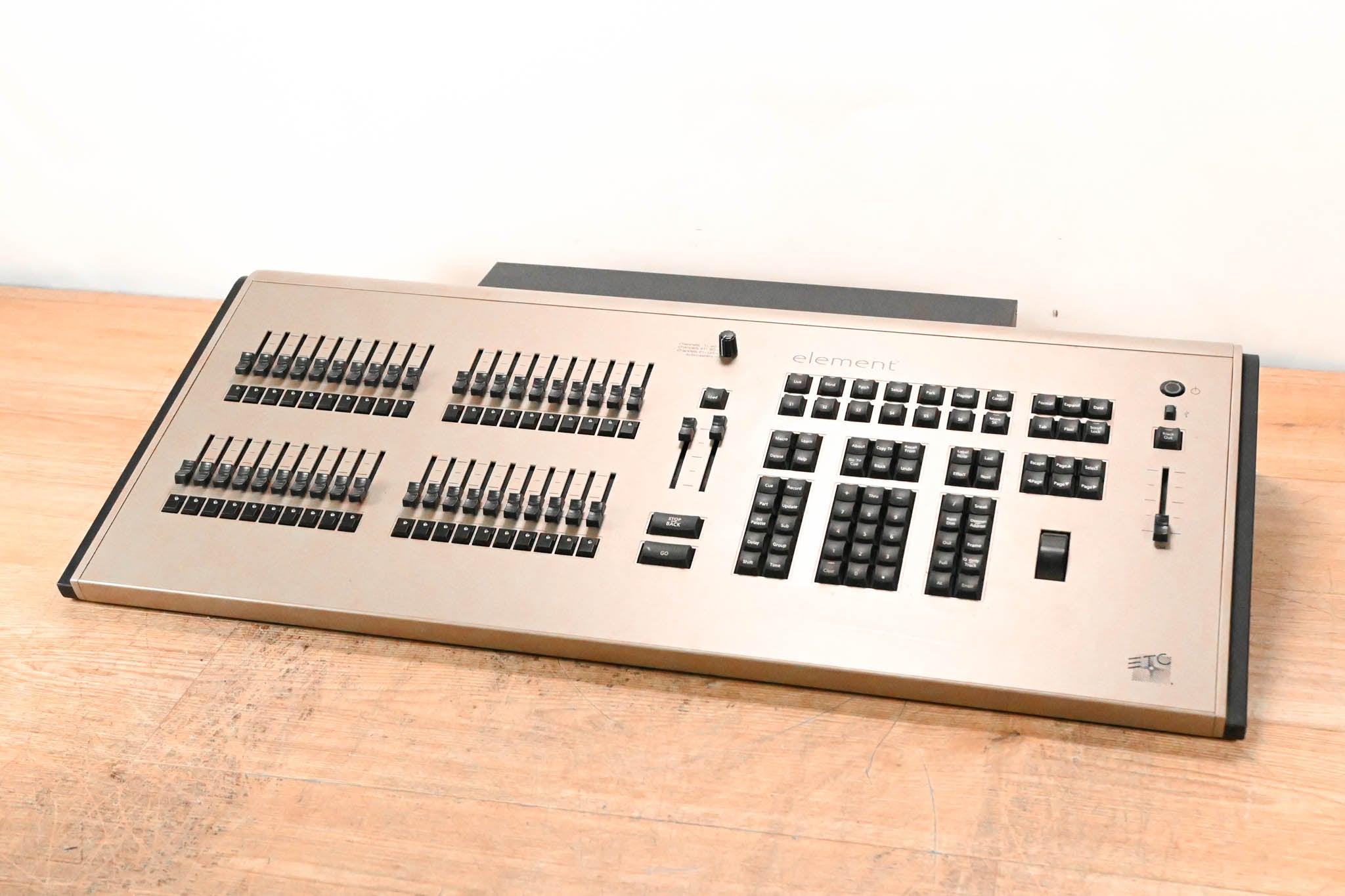ETC Element 40-Fader 250-Channel Lighting Control Console