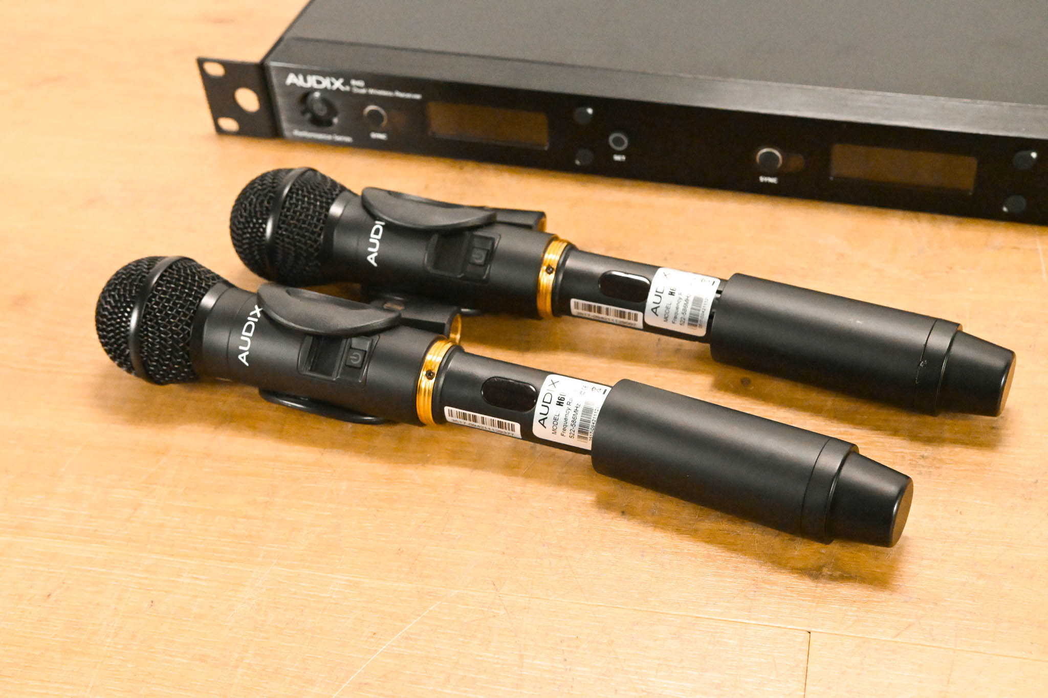 Audix AP42 OM2 Dual Handheld Wireless Mic System- A Band (NO PSU)
