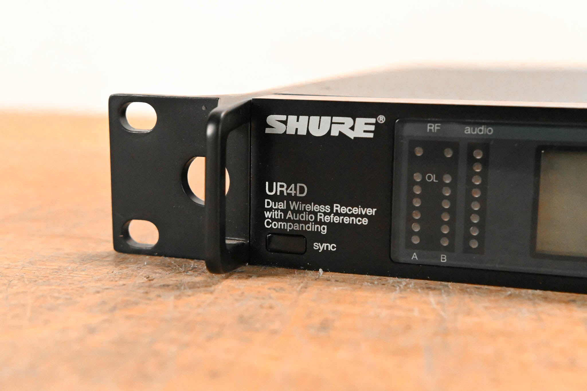 Shure UR4D Wireless Receiver w/ two UR1 Bodypack Transmitters - H4 Band