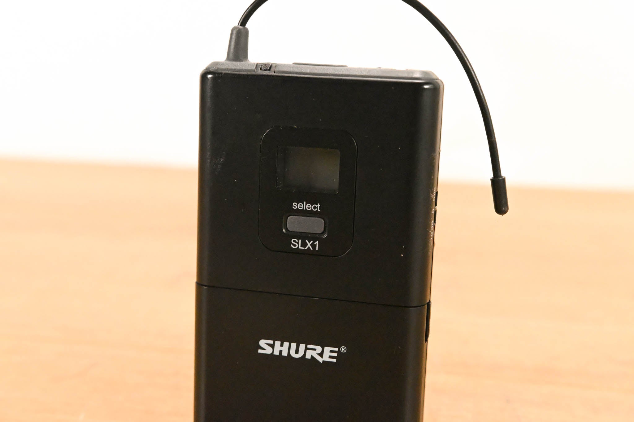Shure SLX14 Bodypack Wireless System - J3 Band (NO POWER SUPPLY)