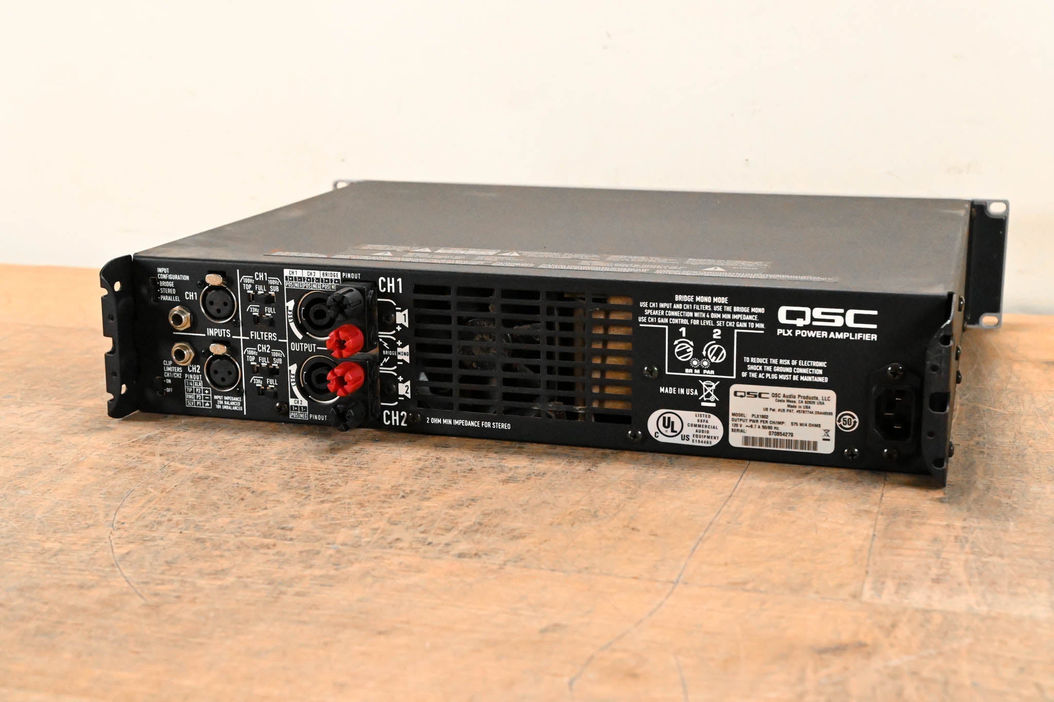 QSC PLX1802 2-Channel Power Amplifier