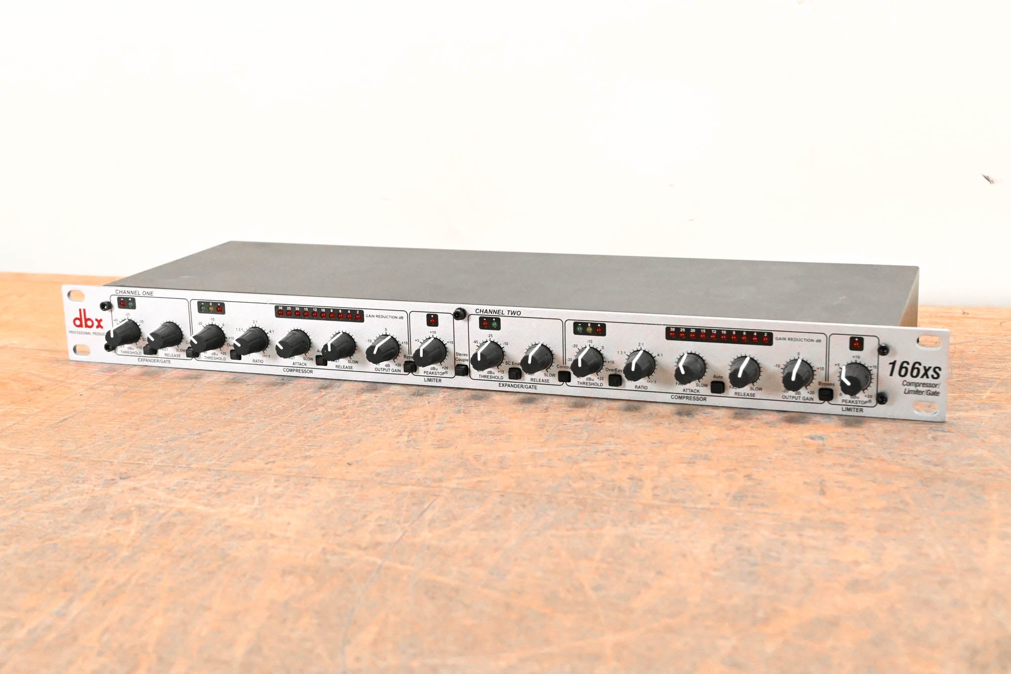 dbx 166xs 2-Channel Compressor/Limiter/Gate