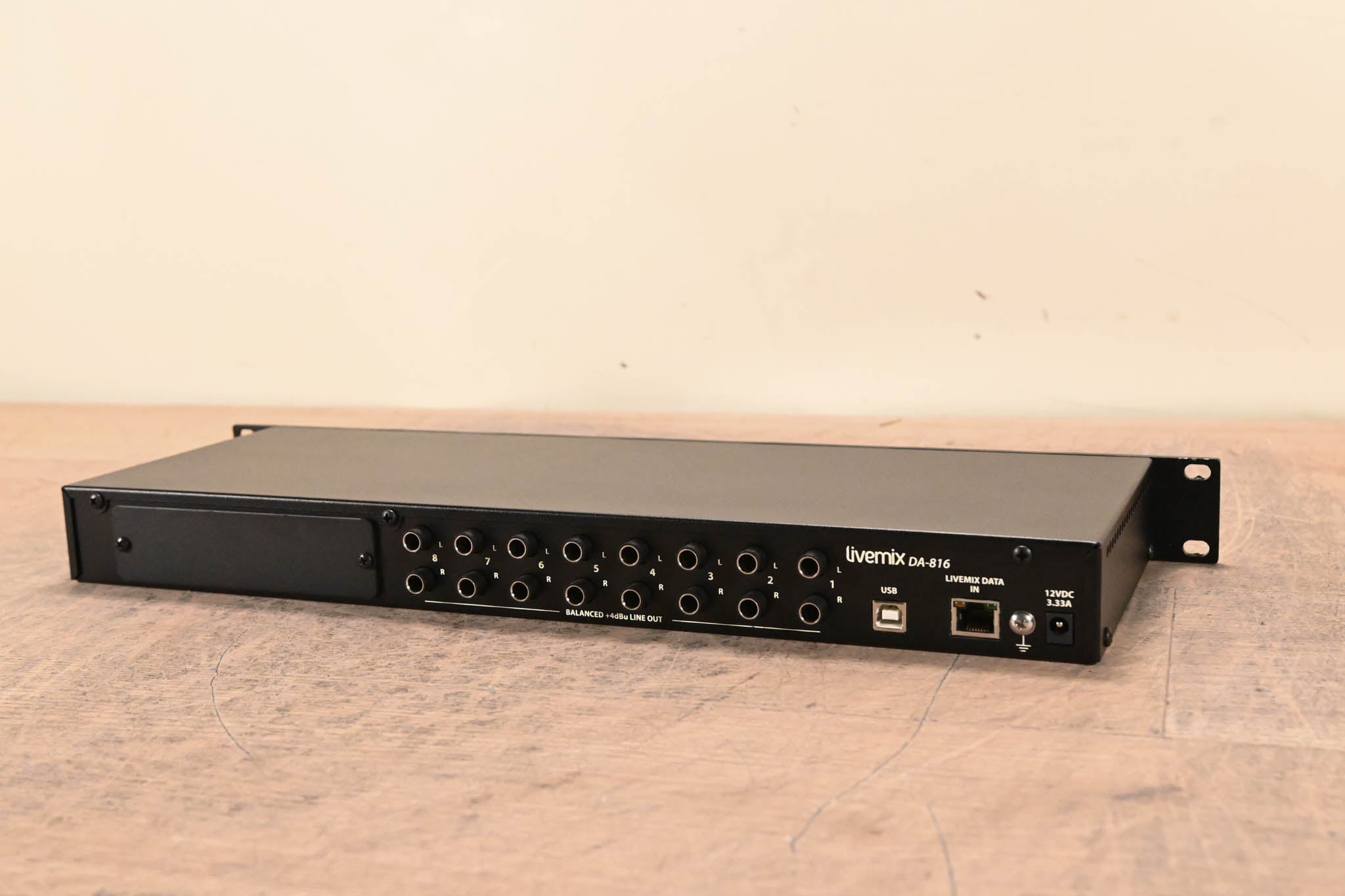 Digital Audio Labs Livemix DA-816 Analog Output Unit (NO POWER SUPPLY)