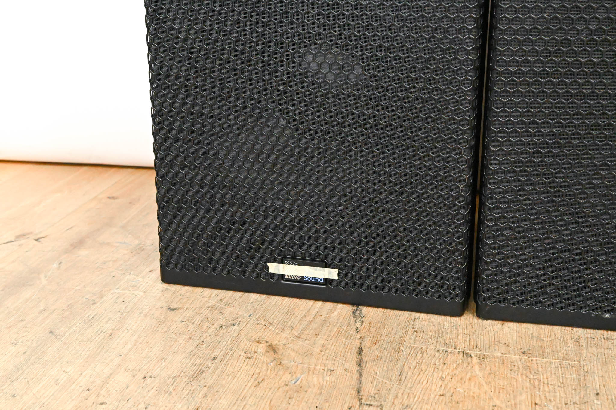 Meyer Sound UPA-1P Compact Wide Coverage Loudspeaker (PAIR)